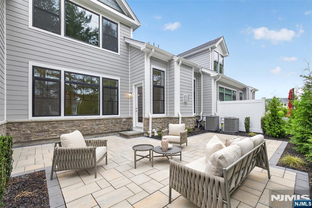 15 Muirfield Lane