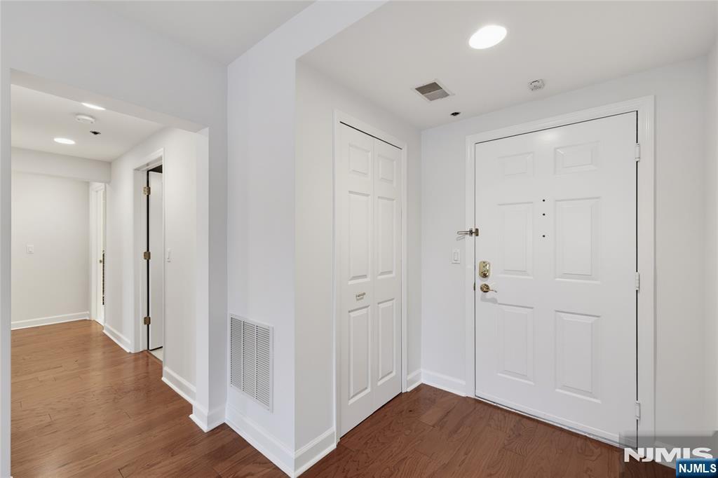 202 Adams Court F202