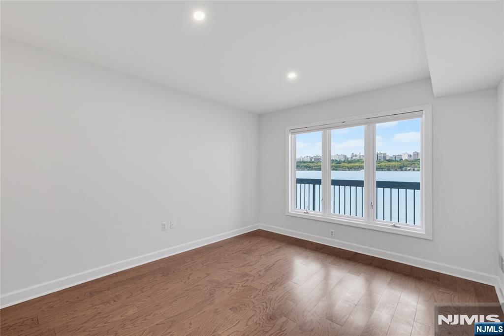 202 Adams Court F202