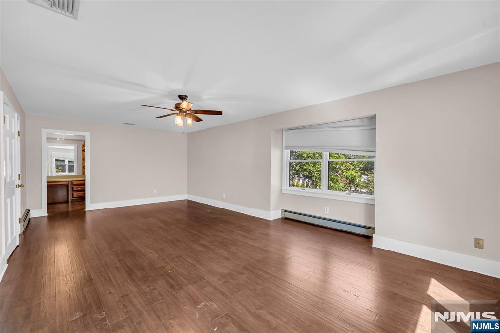 233 Rivervale Road