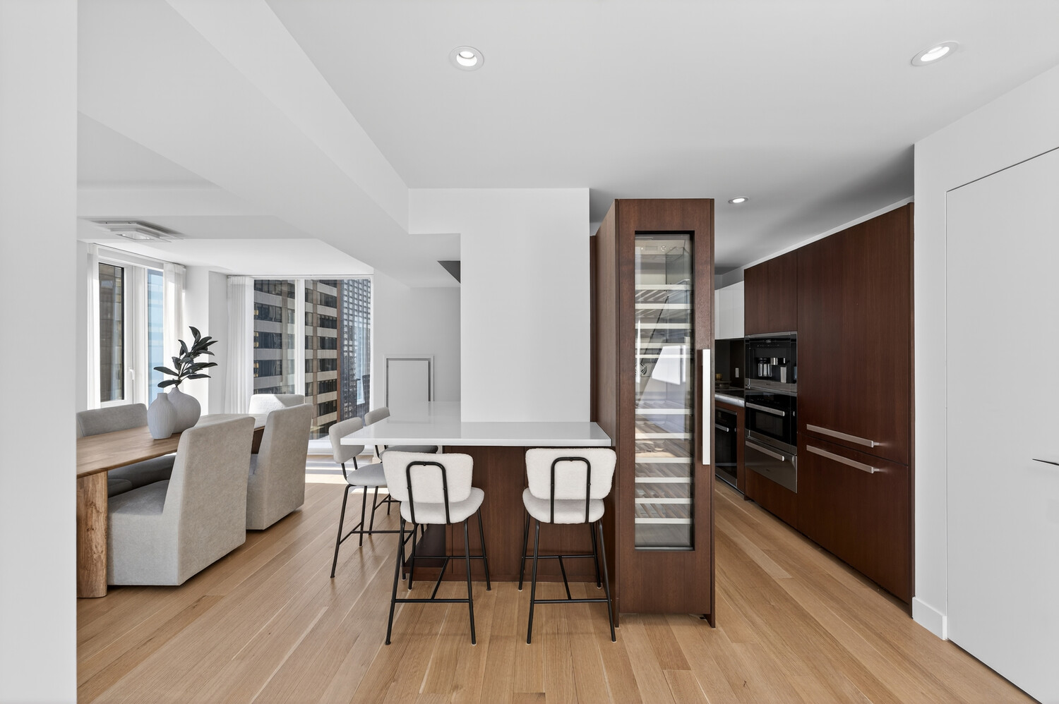 135 W 52ND Street PH4