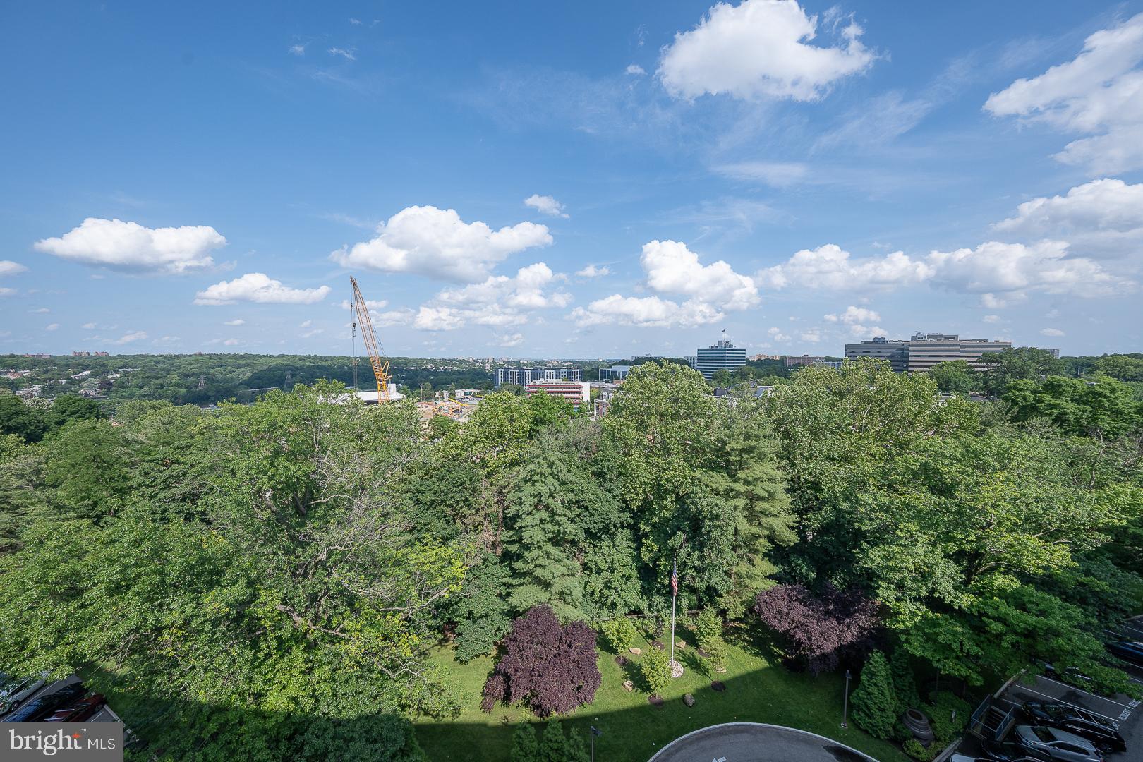 191 PRESIDENTIAL BOULEVARD R1009-1010