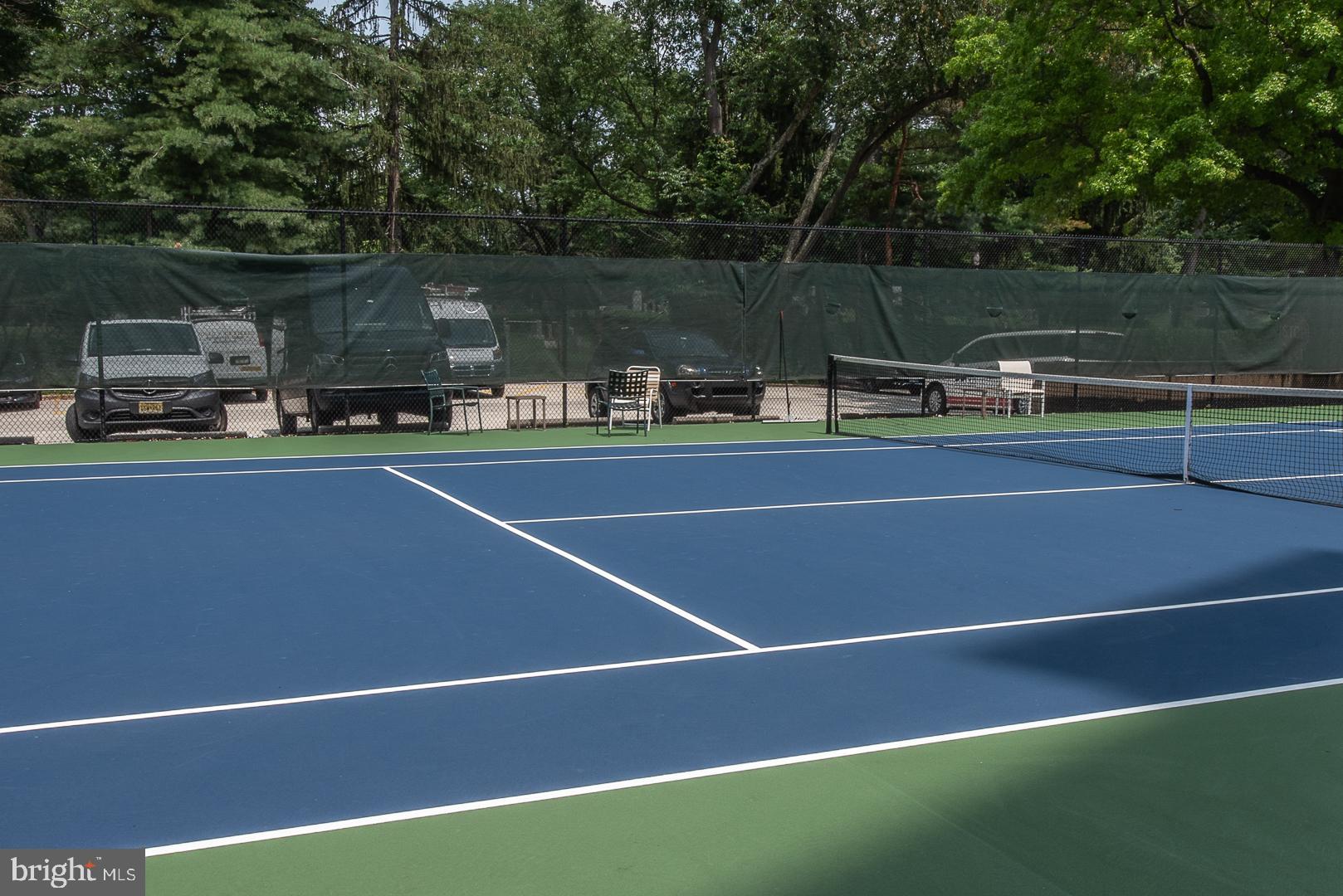 191 PRESIDENTIAL BOULEVARD R1009-1010