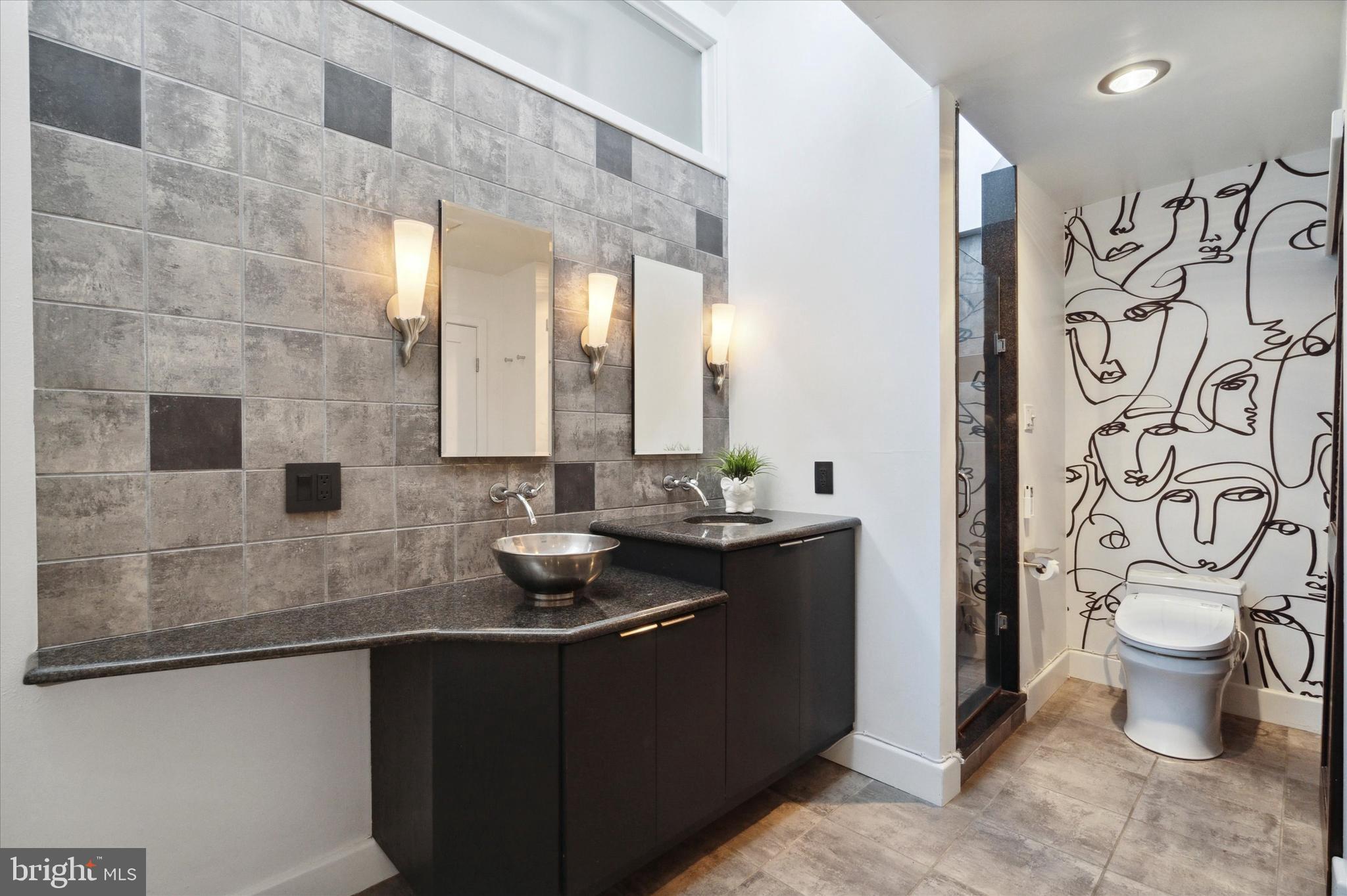 525-1/2 Spruce St #10