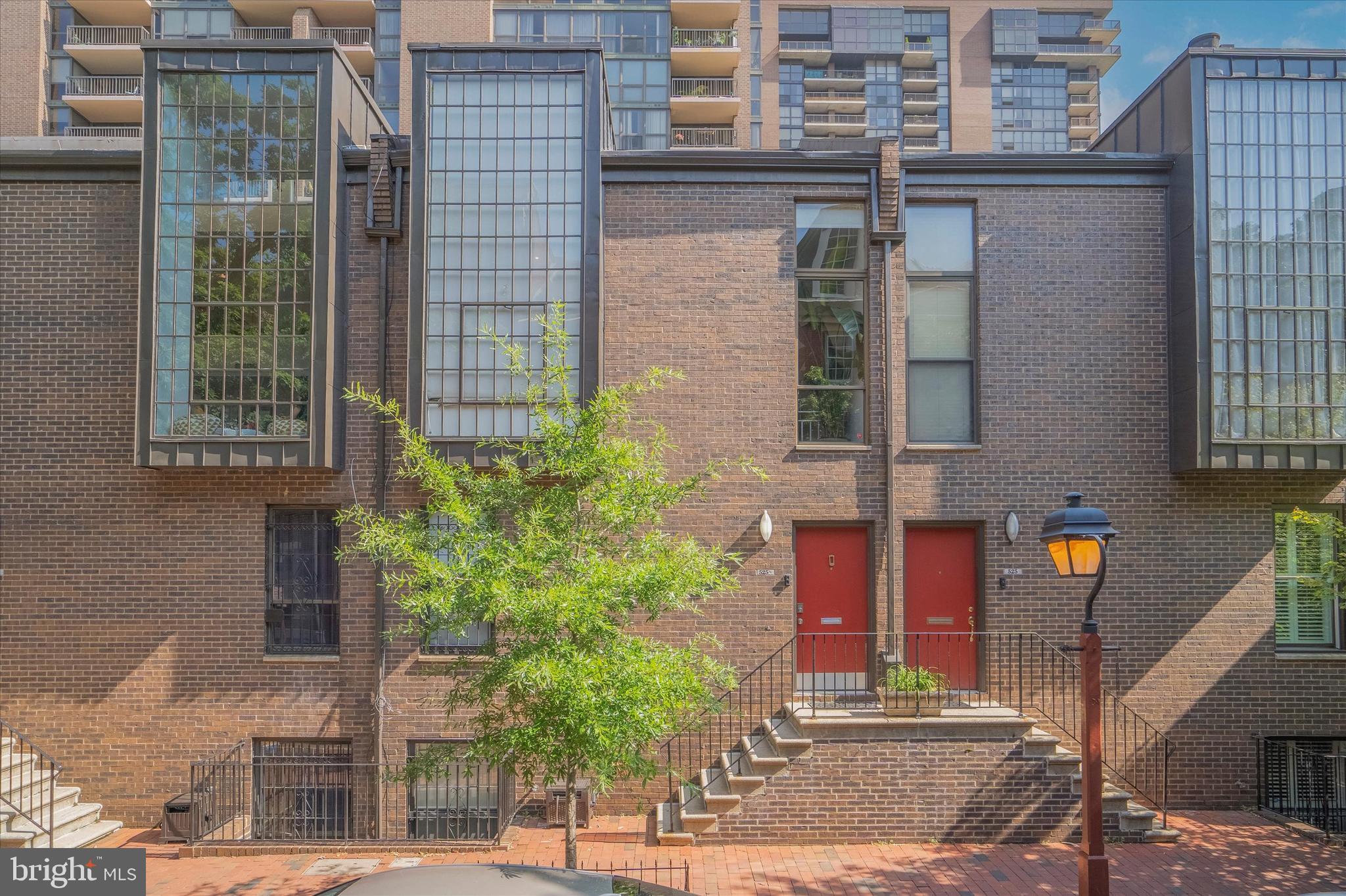 525-1/2 Spruce St #10