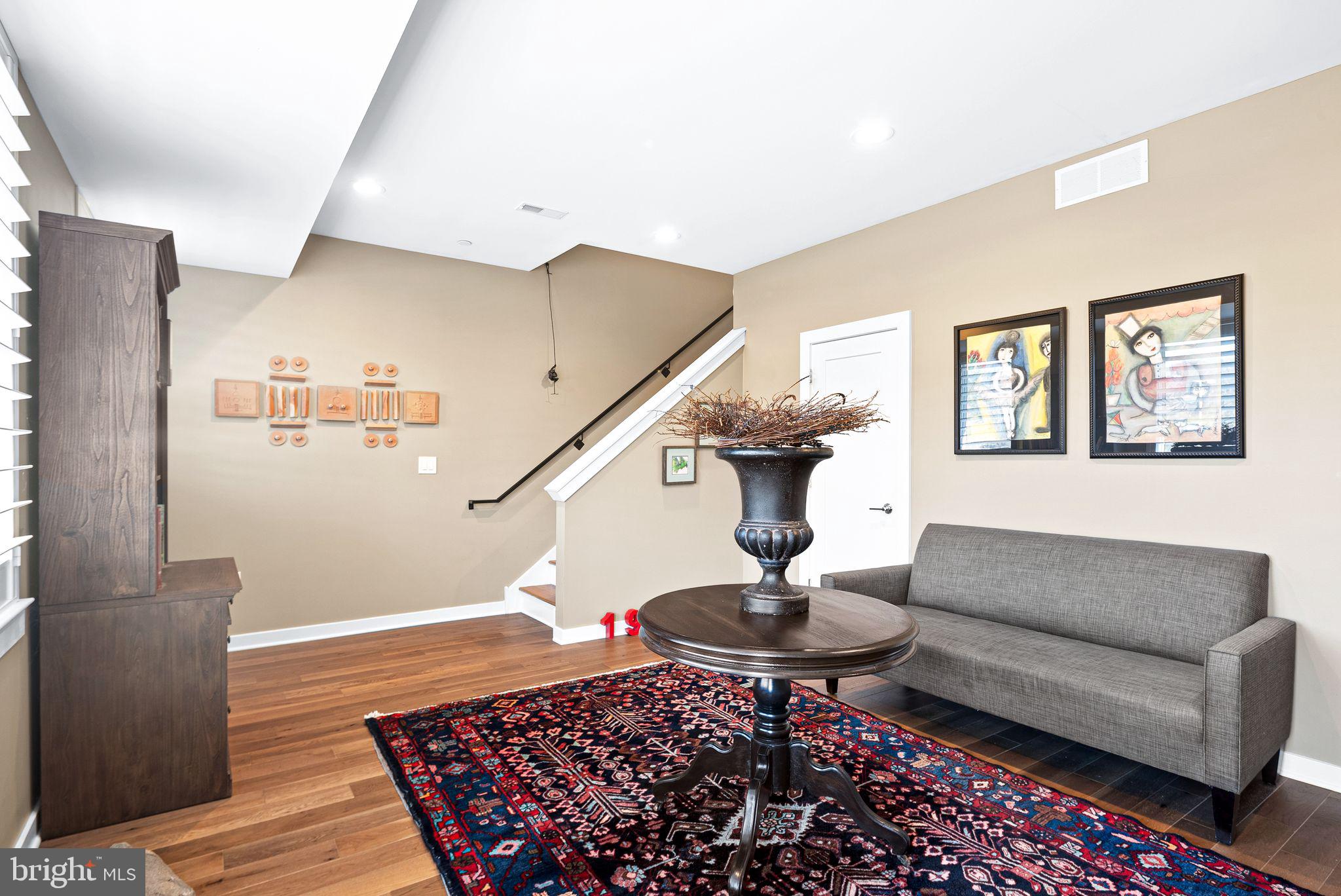4451 River Ridge Ct