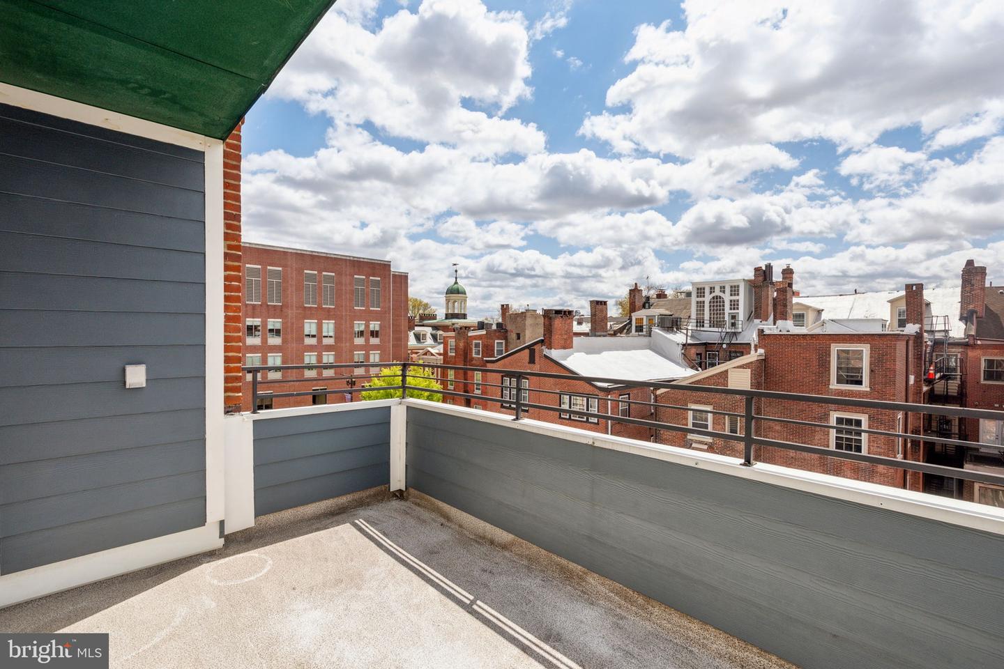 908-10 Spruce St #10