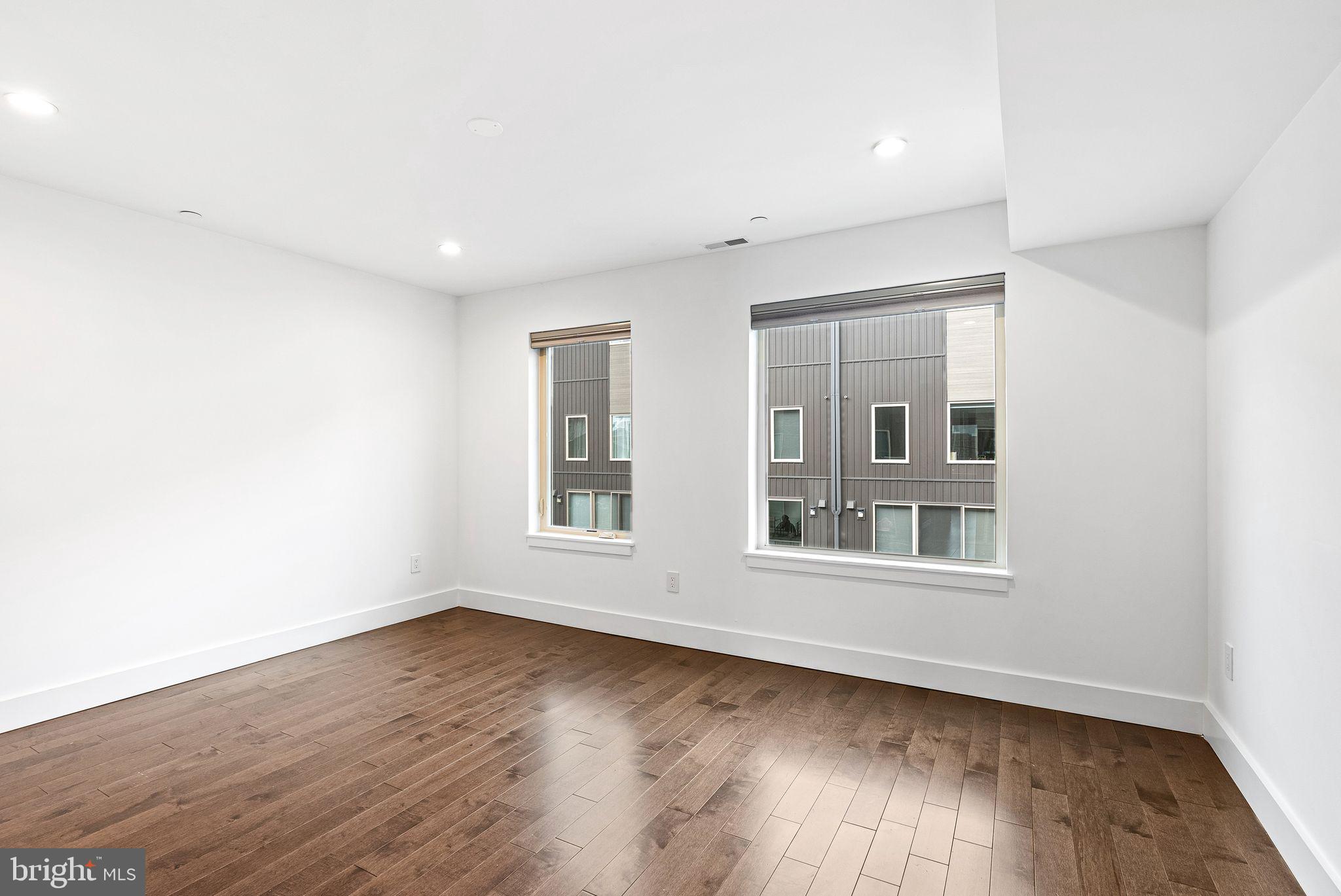 1339 S Garnet Street