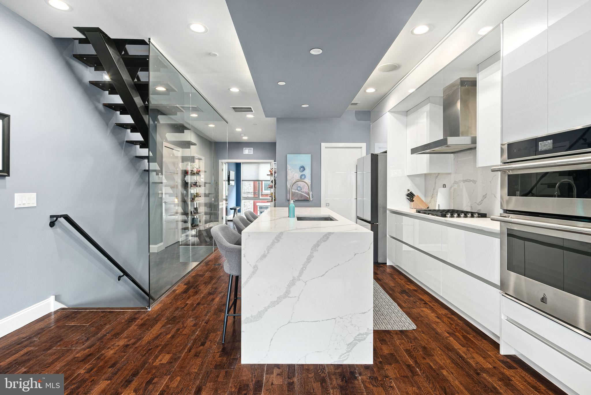 1516 CAMBRIDGE ST #2