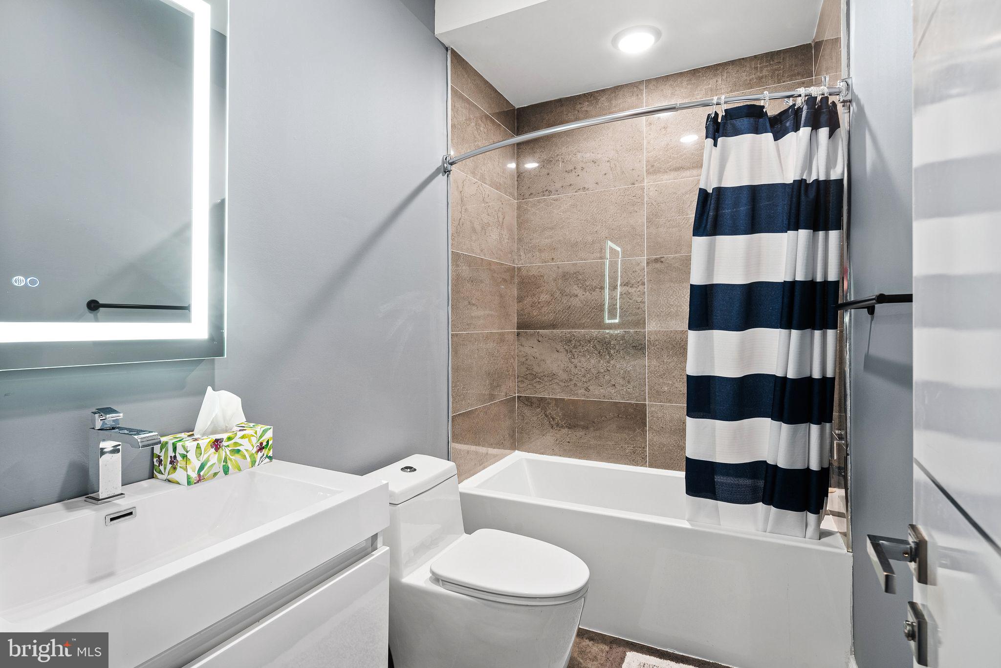 1516 CAMBRIDGE ST #2