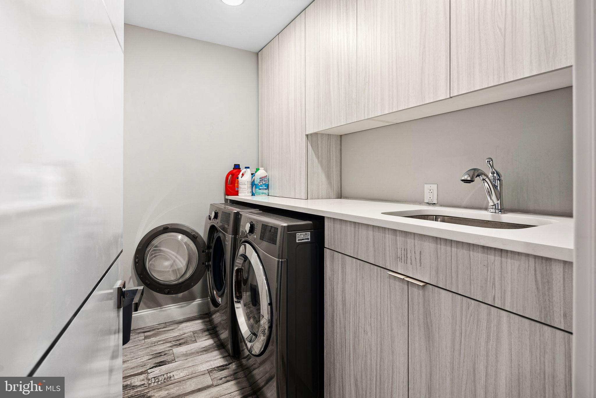 1516 CAMBRIDGE ST #2