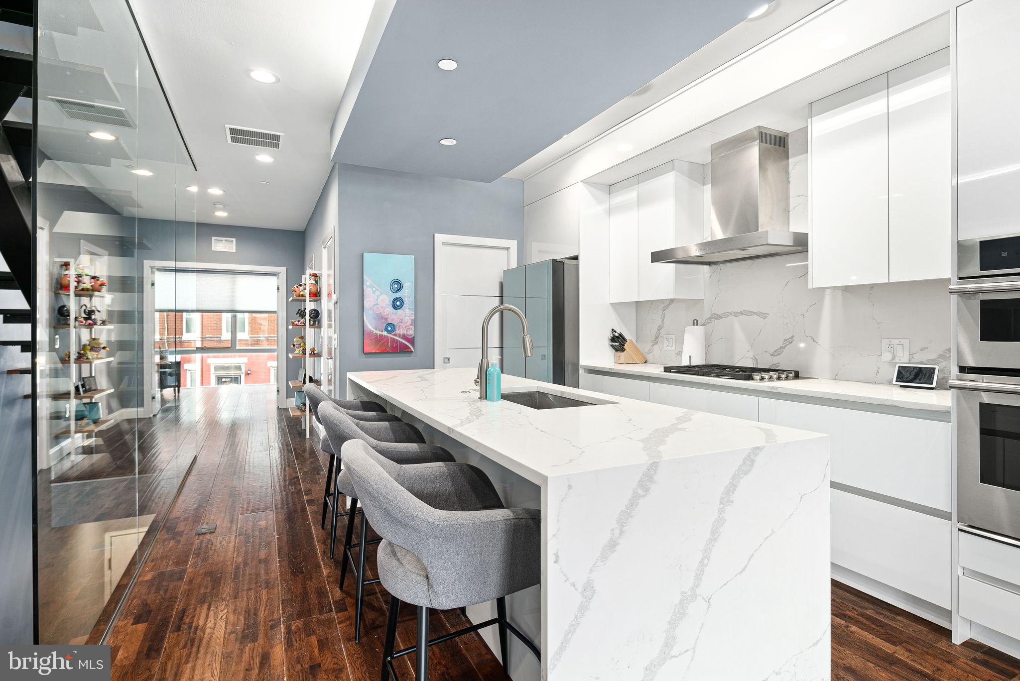 1516 CAMBRIDGE ST #2