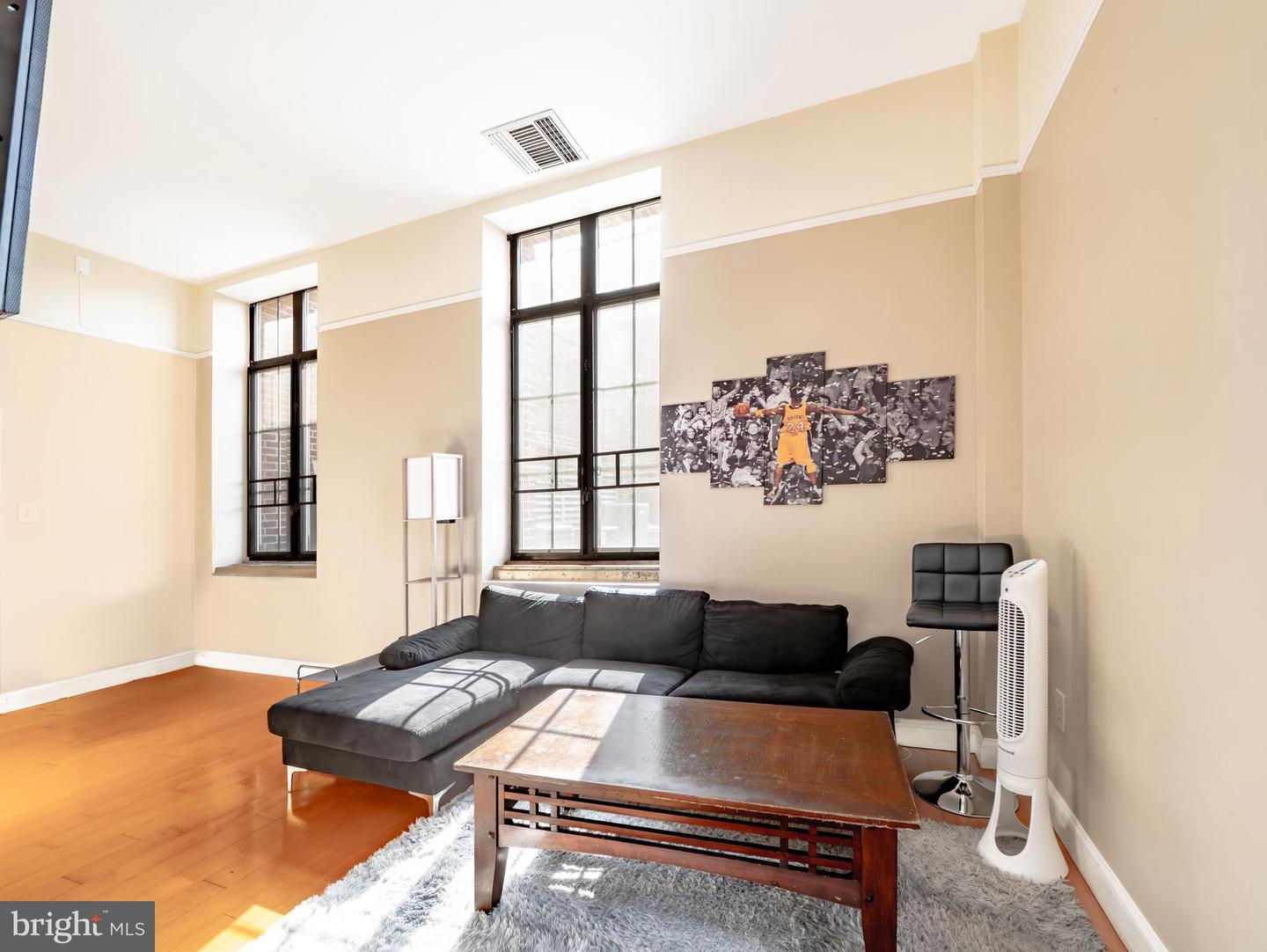 1601 Spring Garden St #208