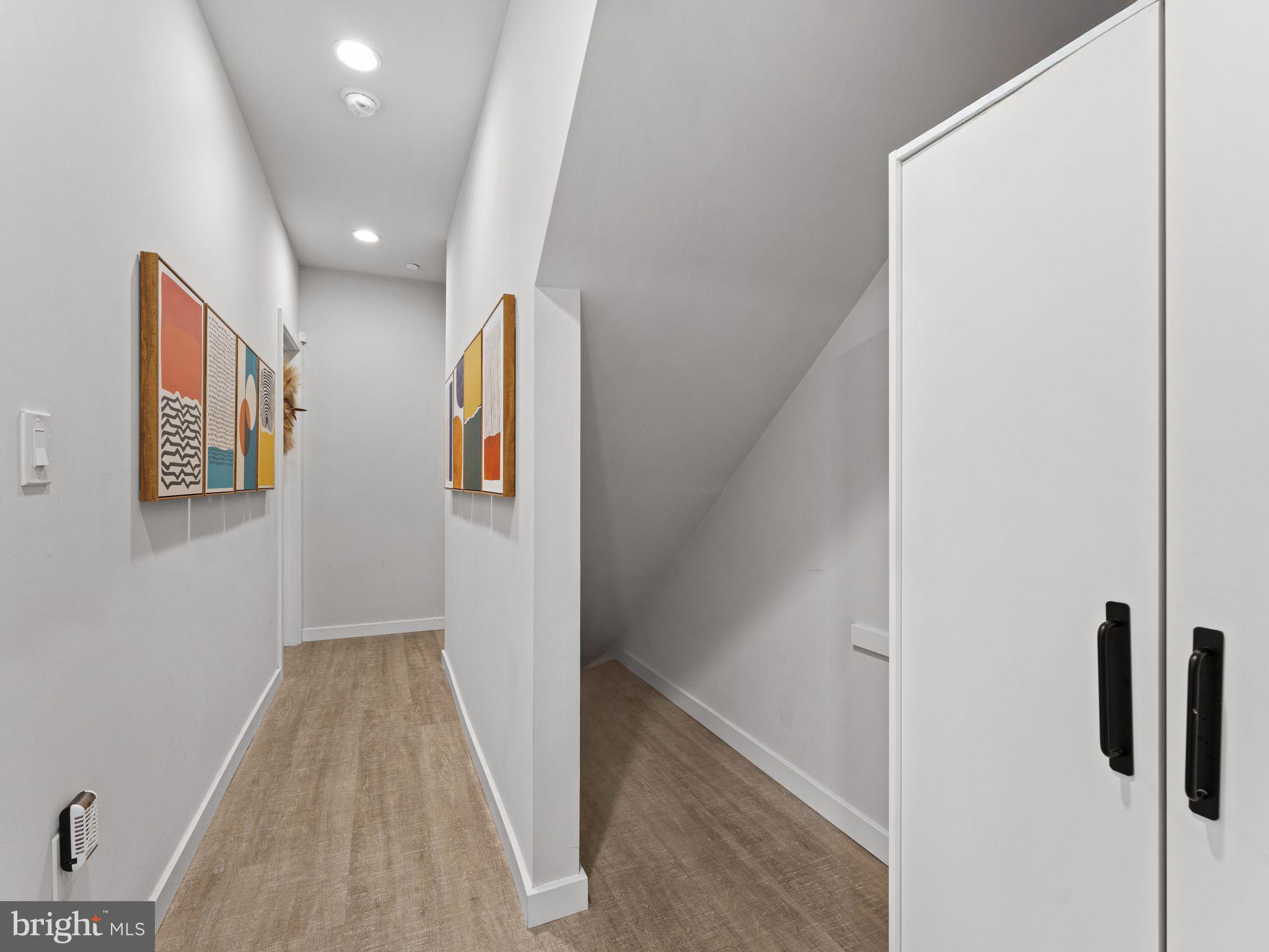 1724 FOLSOM STREET A