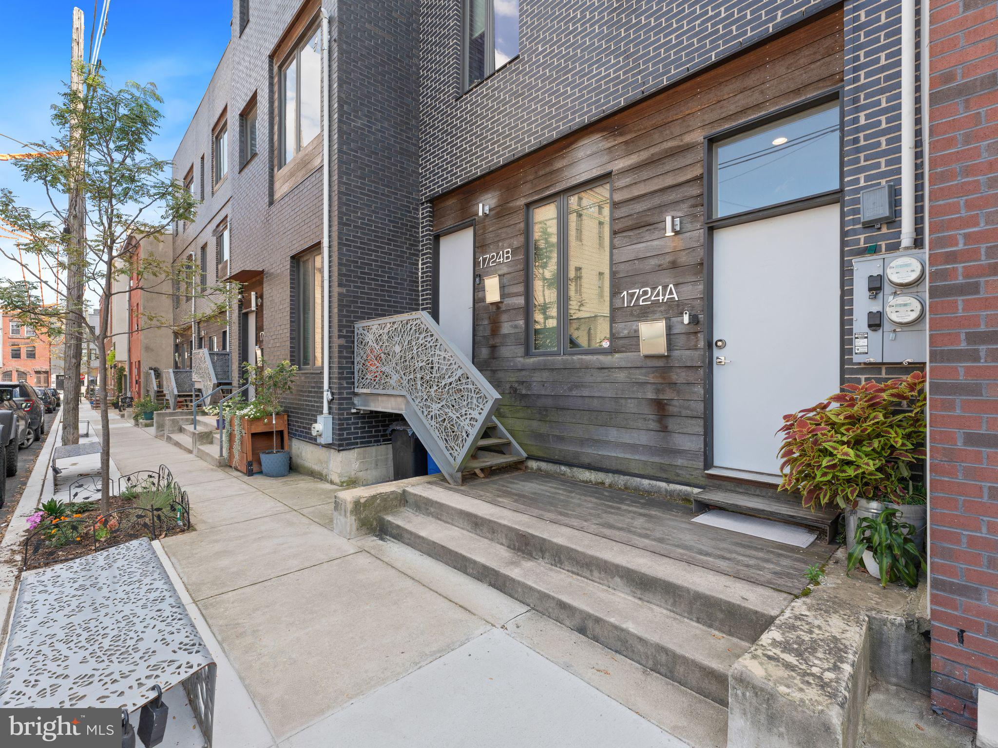 1724 FOLSOM STREET A