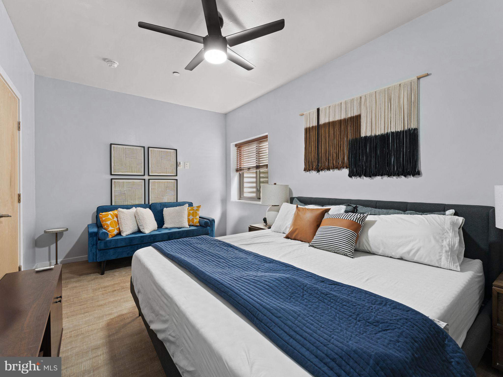 1724 FOLSOM STREET A