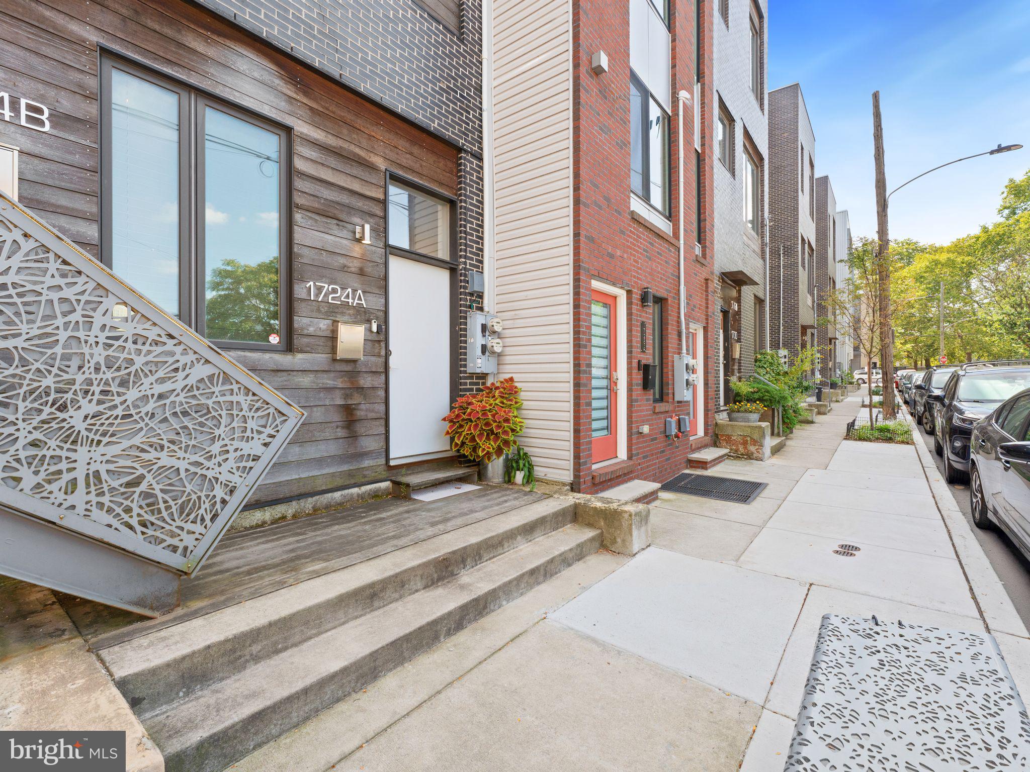 1724 FOLSOM STREET A