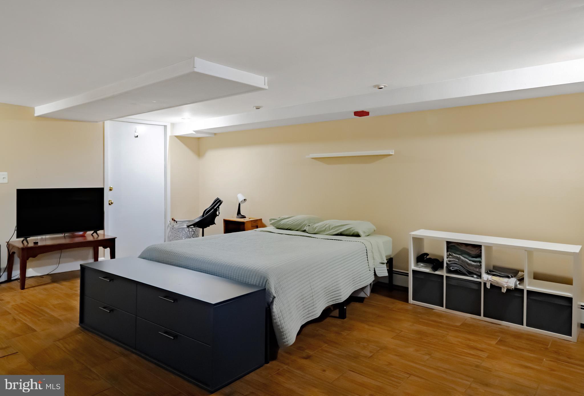 265 S 9TH STREET 1F