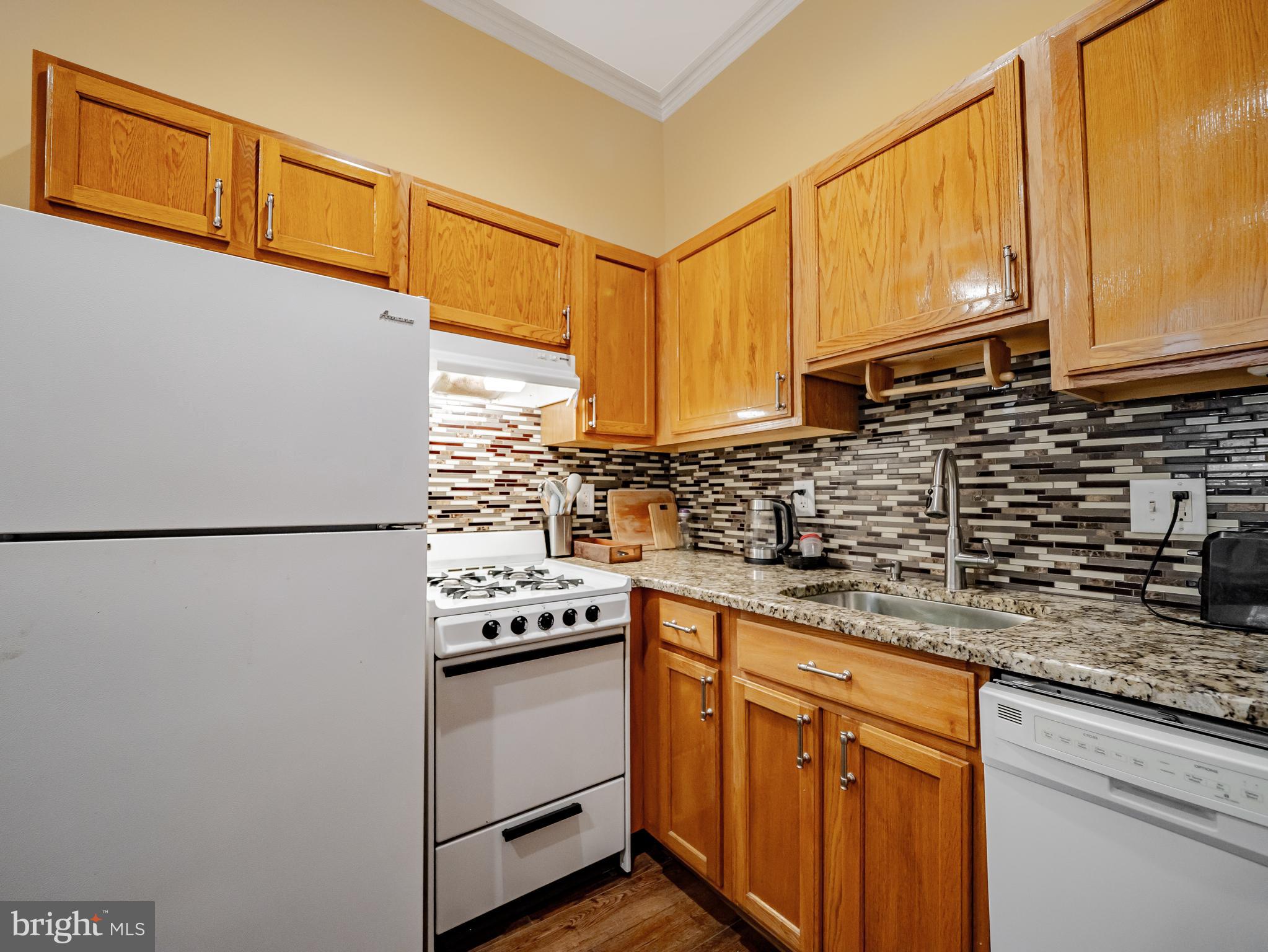 265 S 9TH STREET 1F