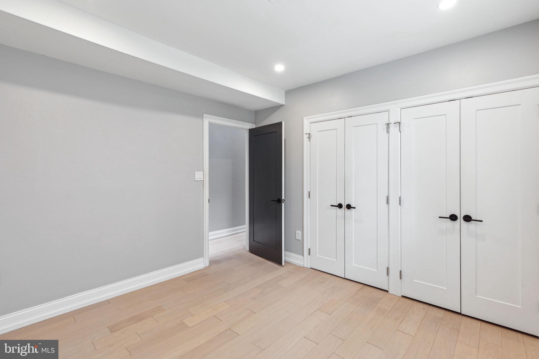910 SPRUCE STREET 10