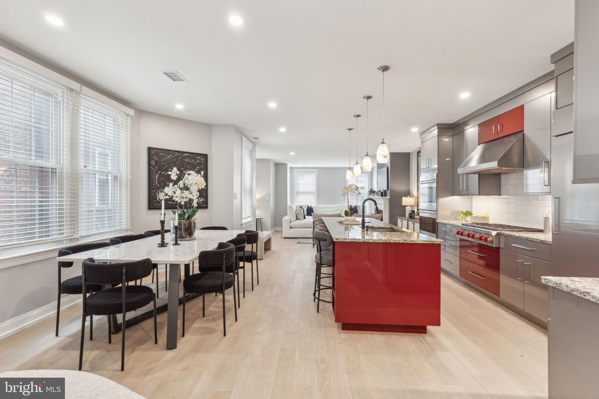 910 SPRUCE STREET 10