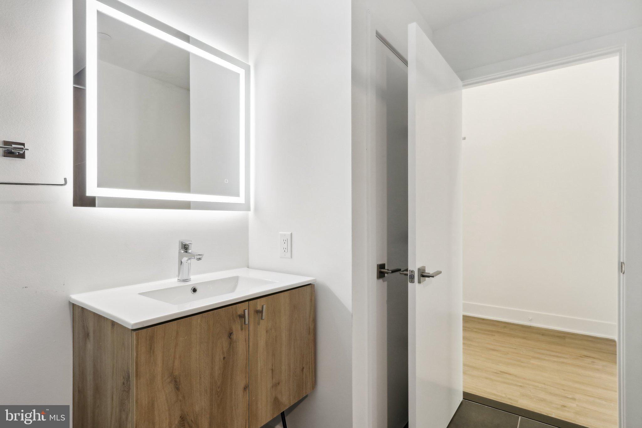 1622 POINT BREEZE AVENUE UNIT 410