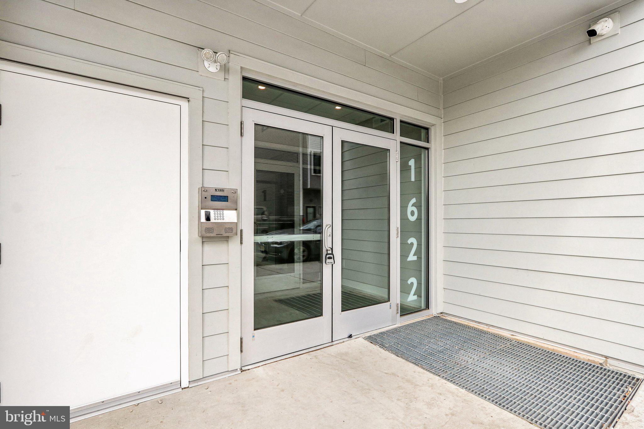 1622 POINT BREEZE AVENUE UNIT 410