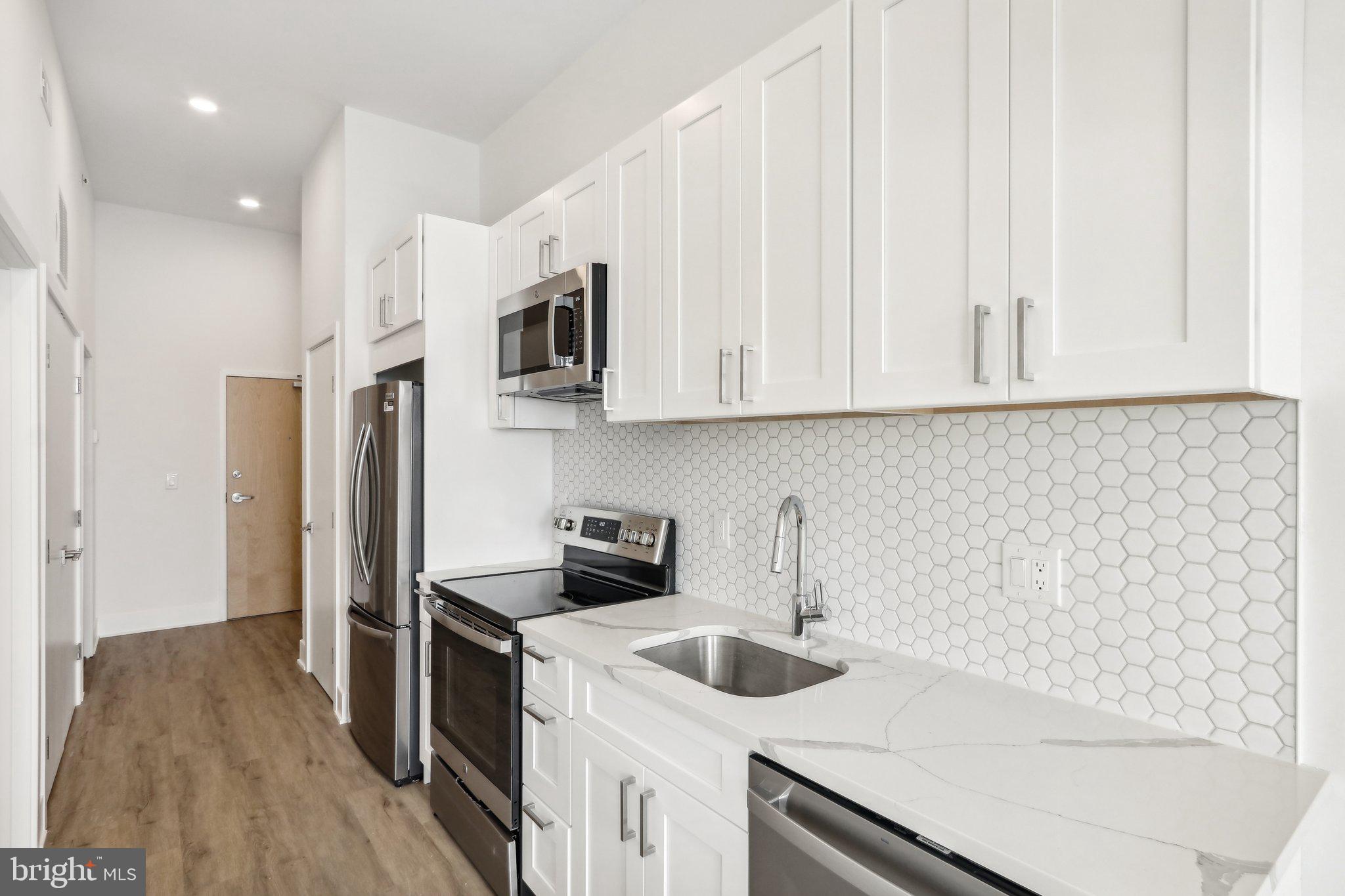 1622 POINT BREEZE AVENUE UNIT 410