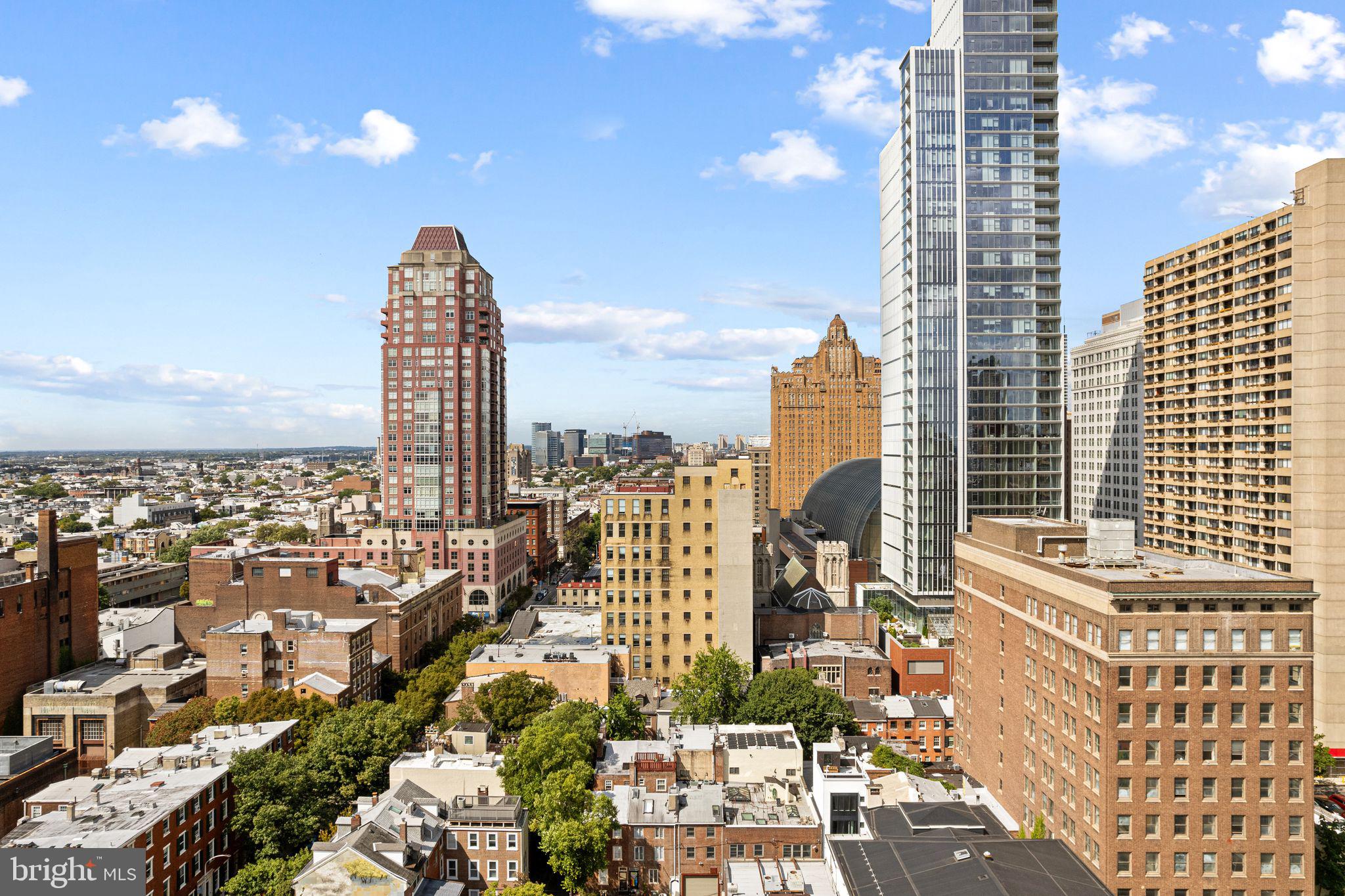 320 S JUNIPER STREET