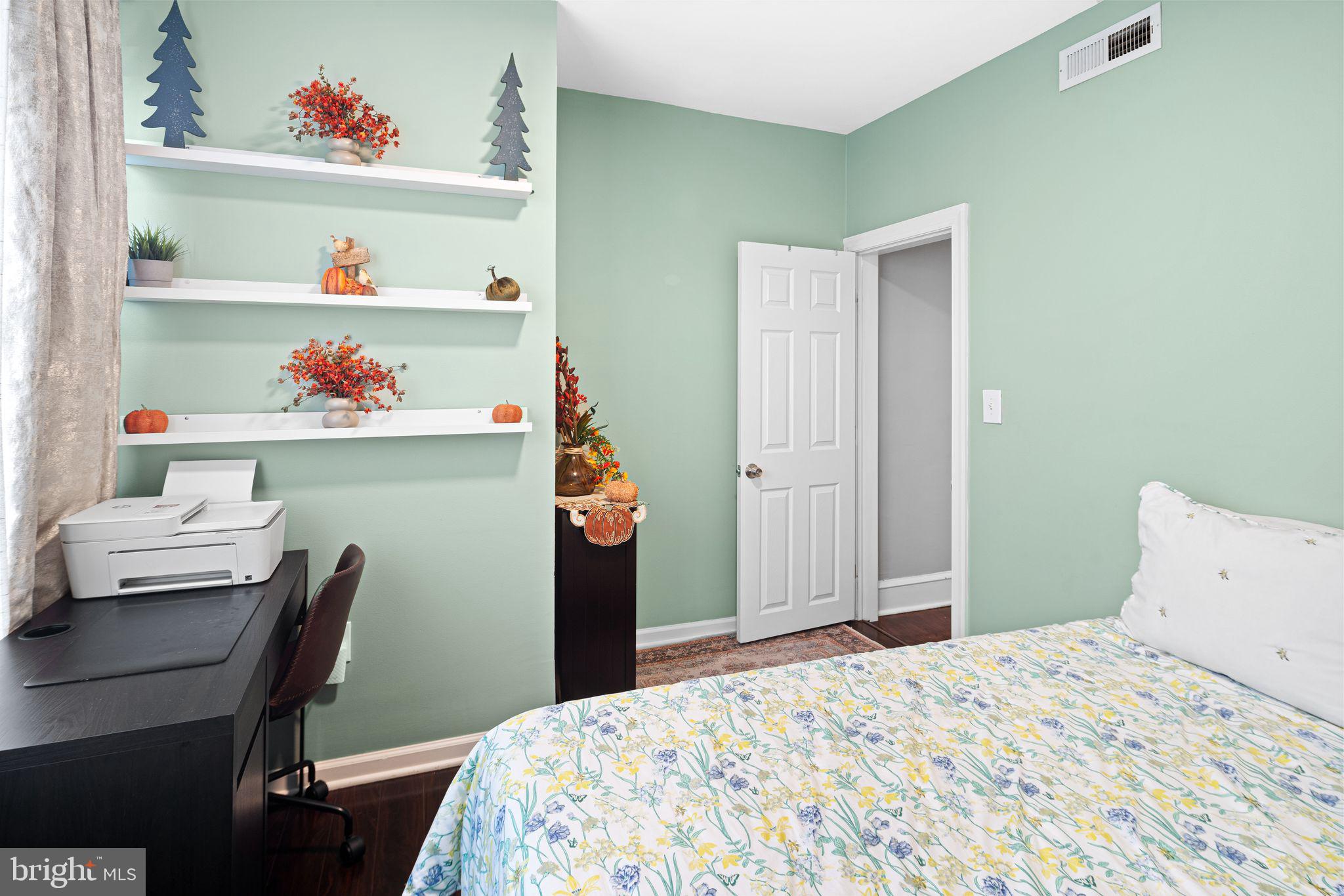 1721 JOHNSTON STREET