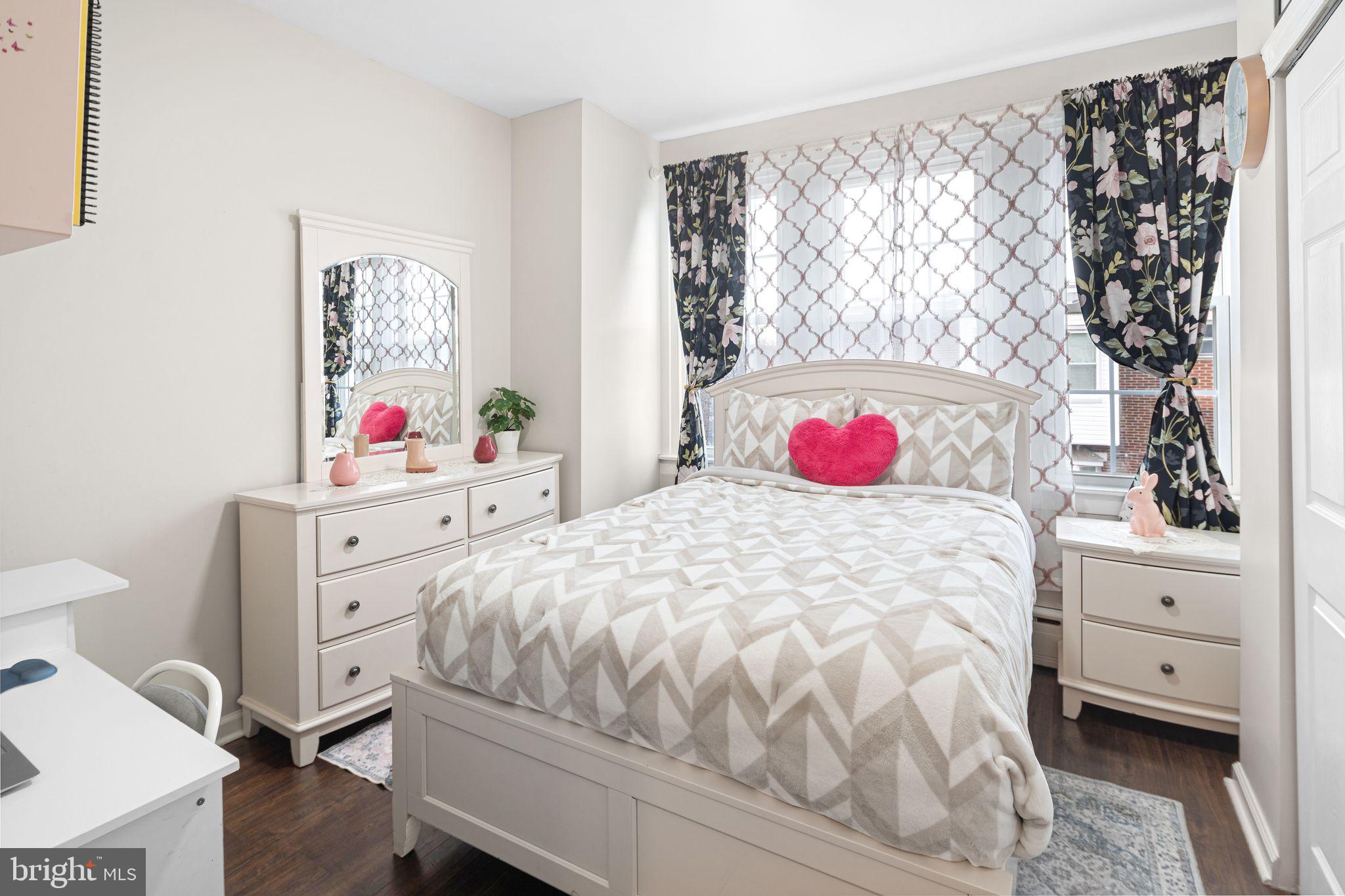 1721 JOHNSTON STREET