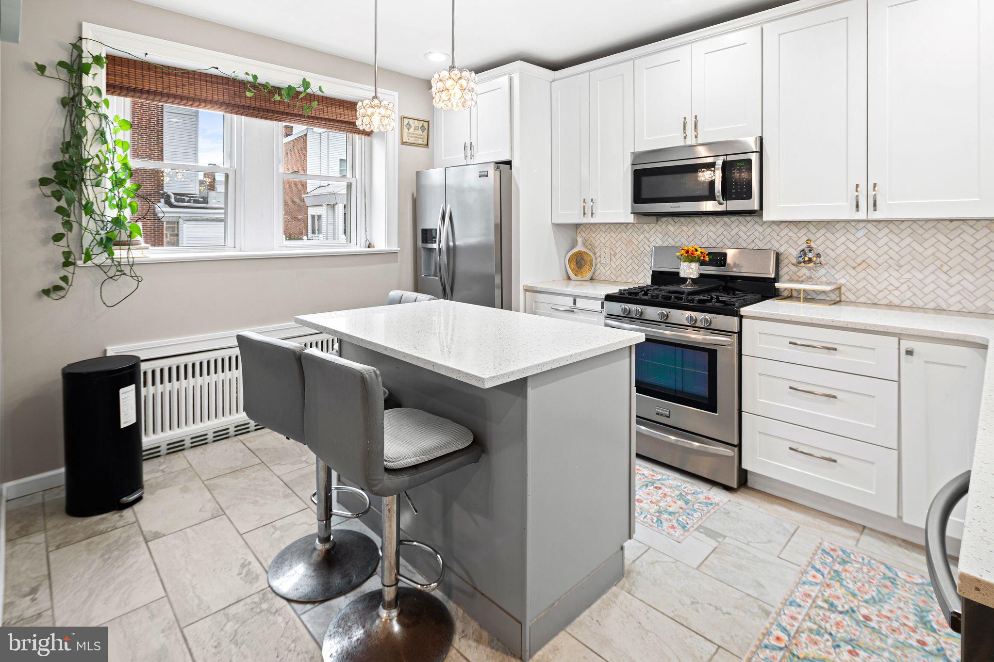 1721 JOHNSTON STREET