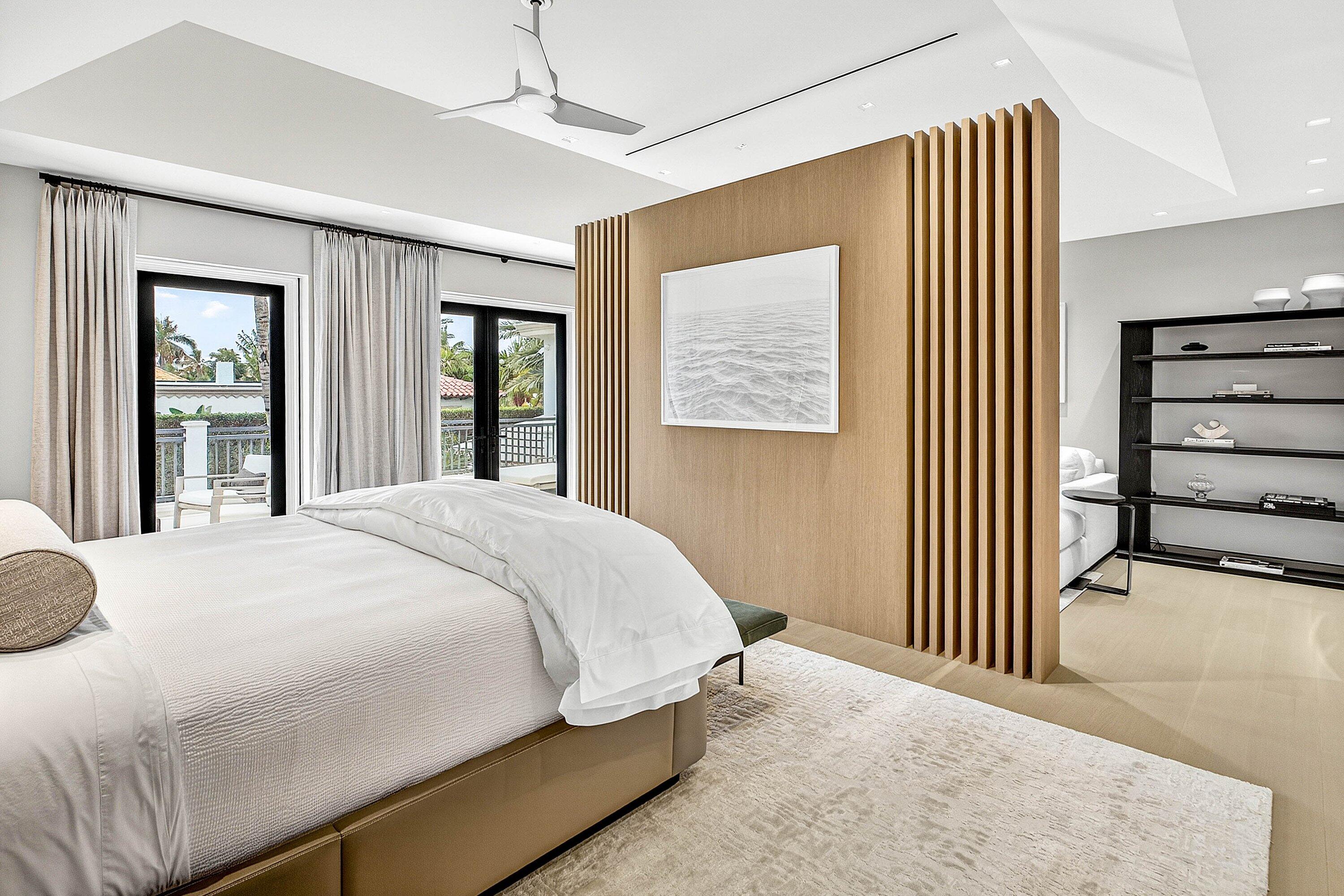 232 Seabreeze Avenue