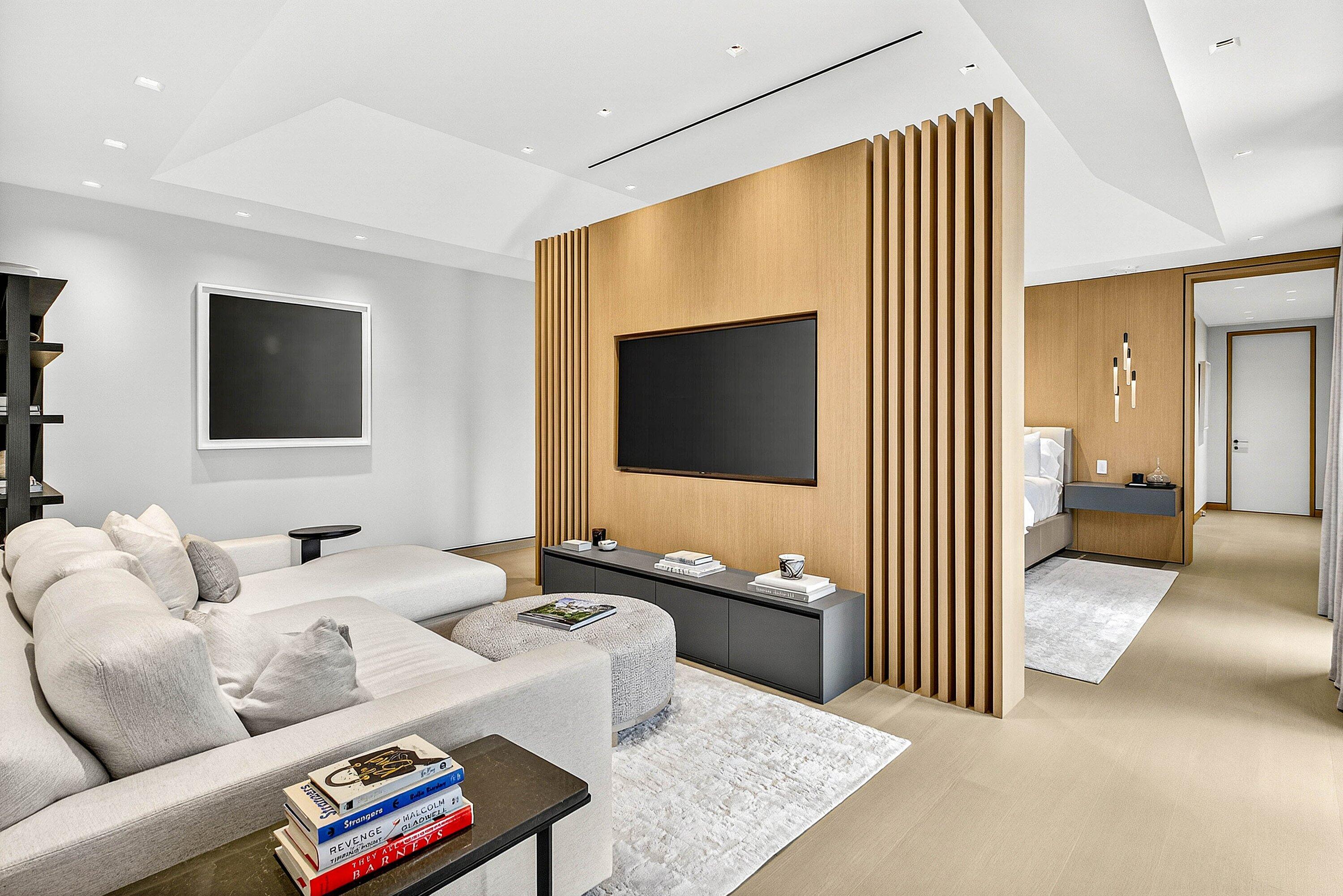 232 Seabreeze Avenue