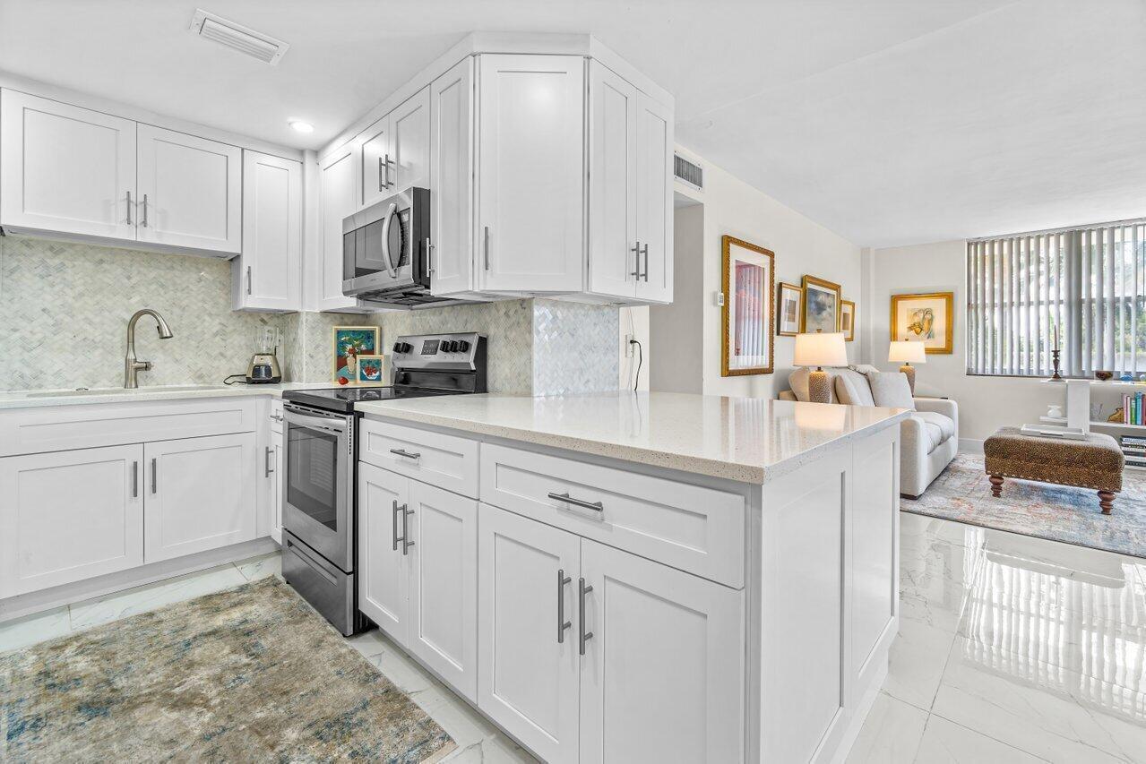 2600 N Flagler Drive 102
