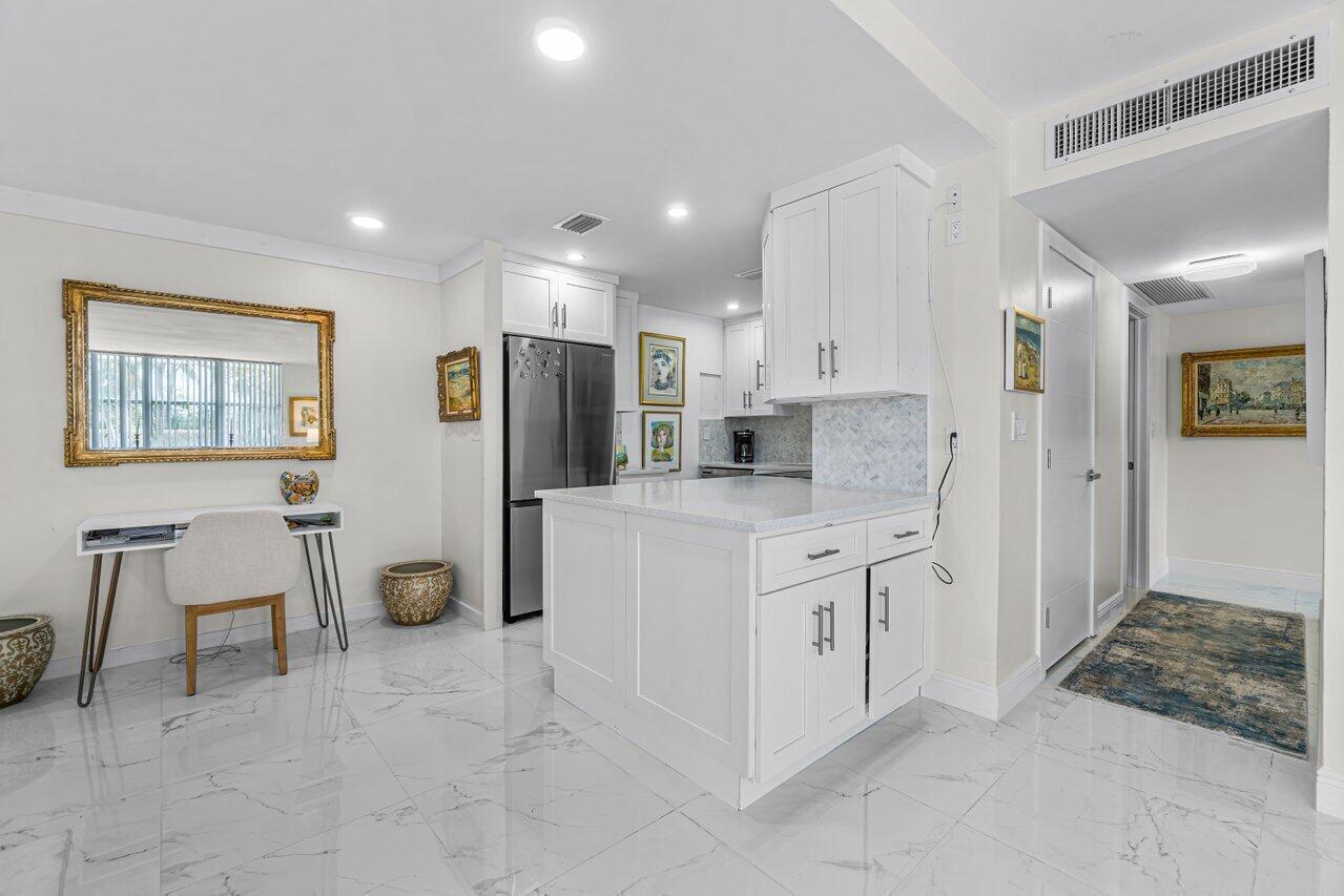 2600 N Flagler Drive 102