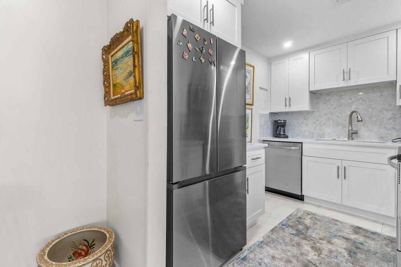 2600 N Flagler Drive 102