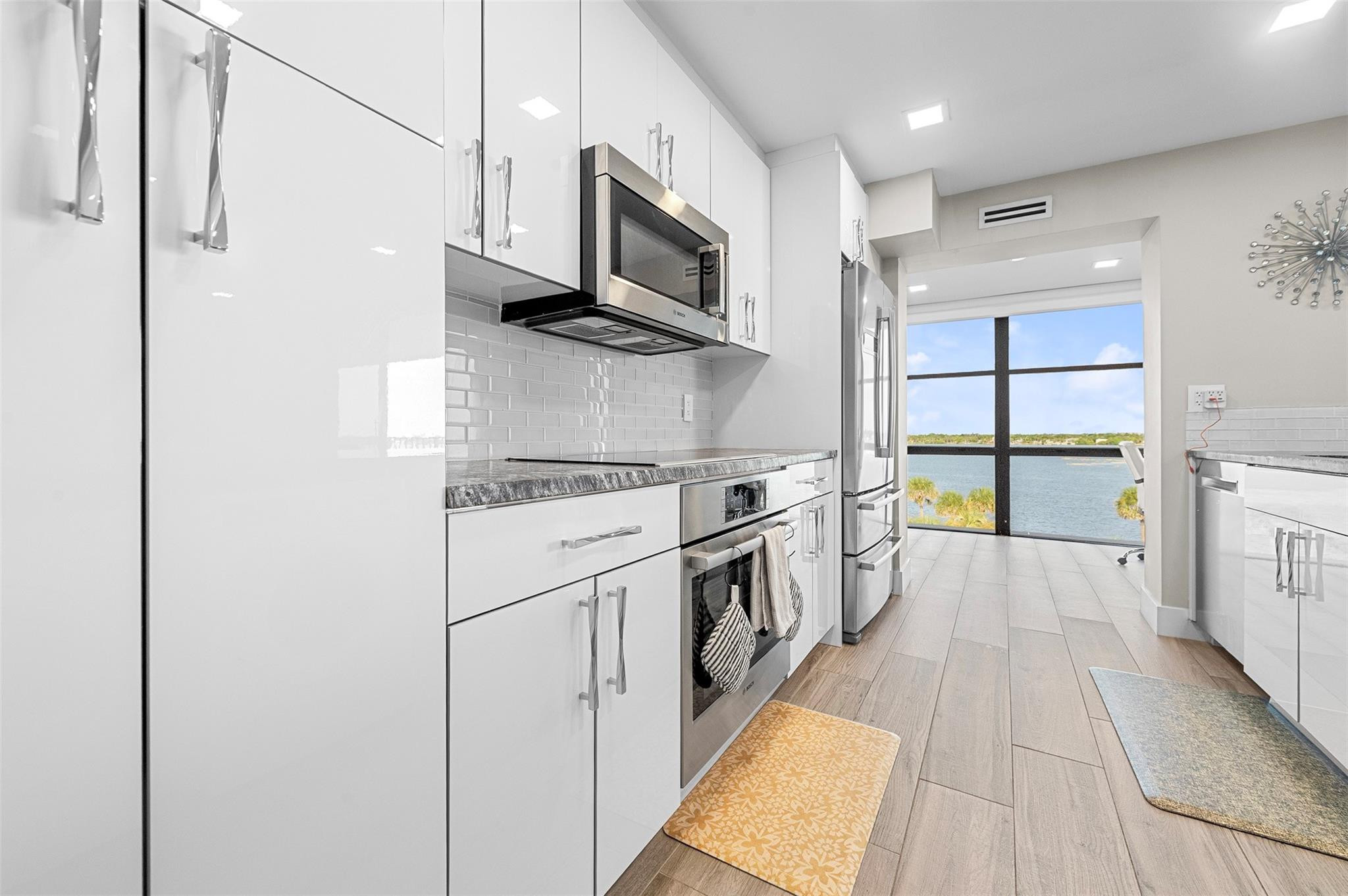 3200 S Ocean D504