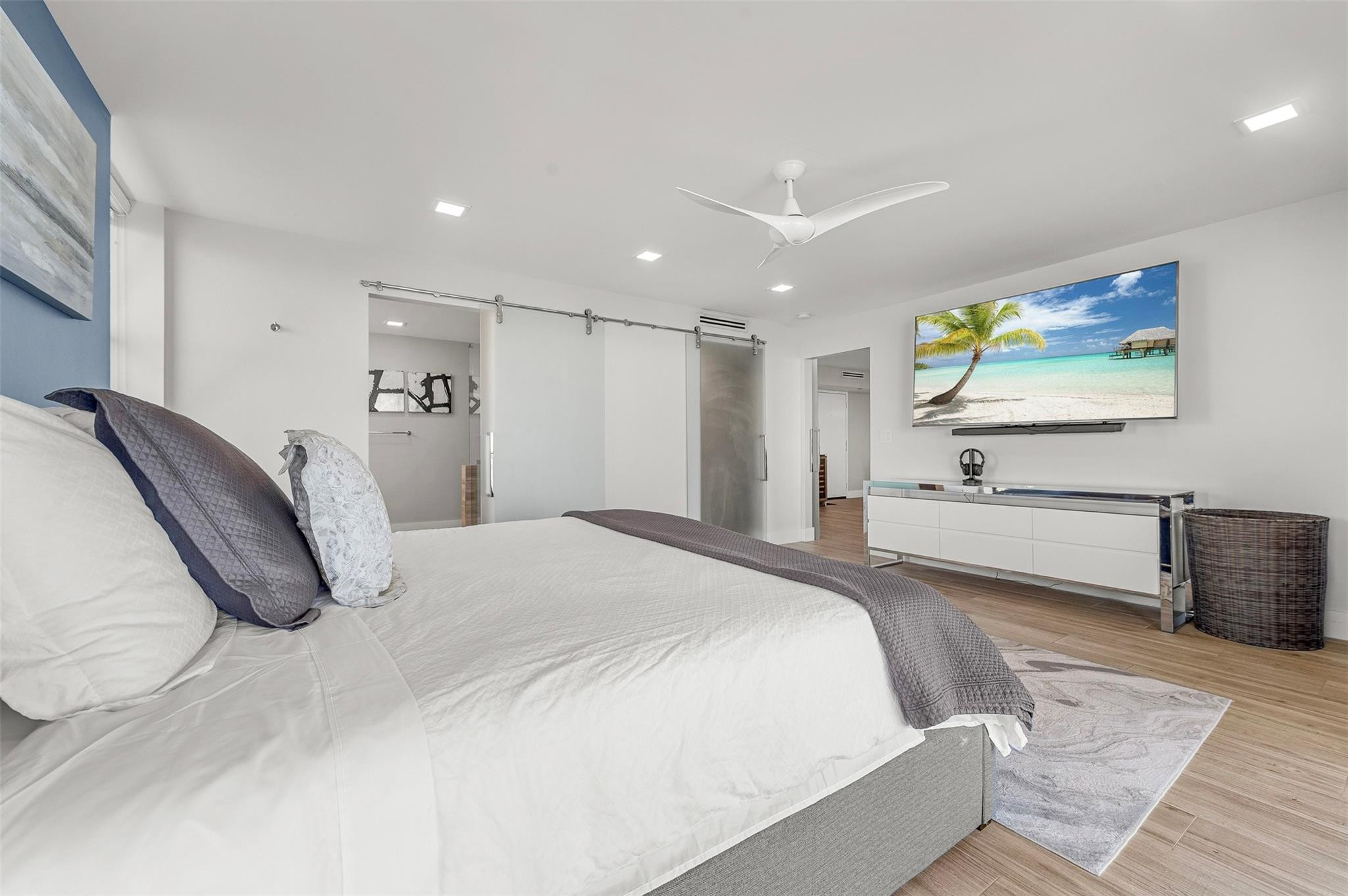 3200 S Ocean D504