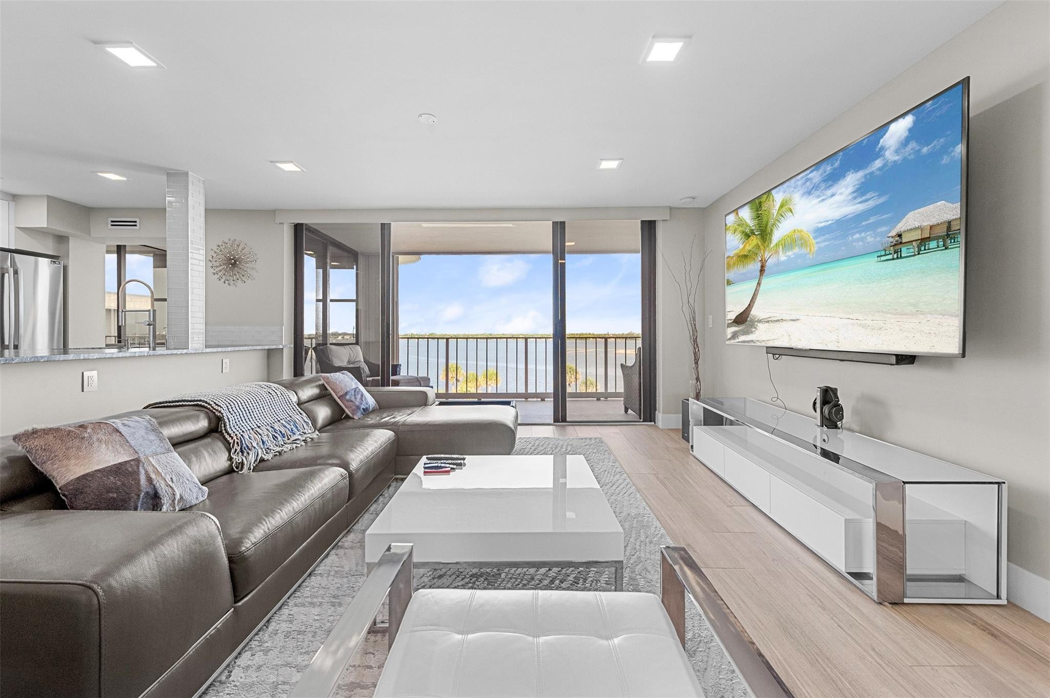 3200 S Ocean D504