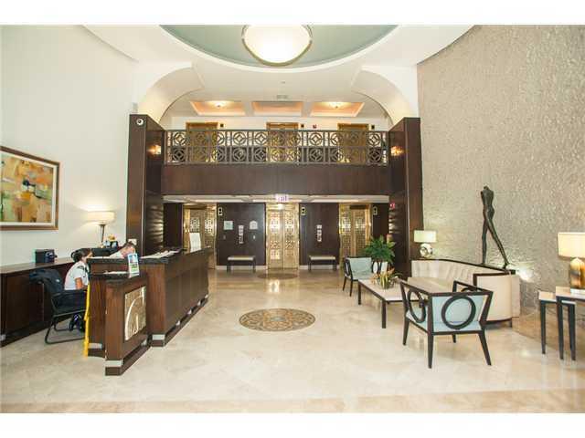 255 Evernia Street 302