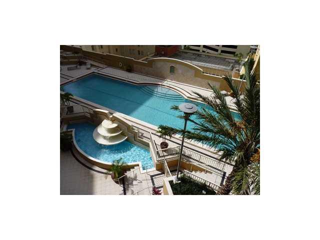 255 Evernia Street 302