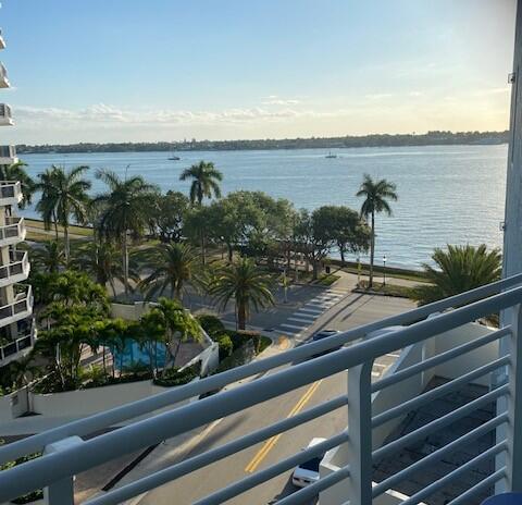 1551 N Flagler Drive 602