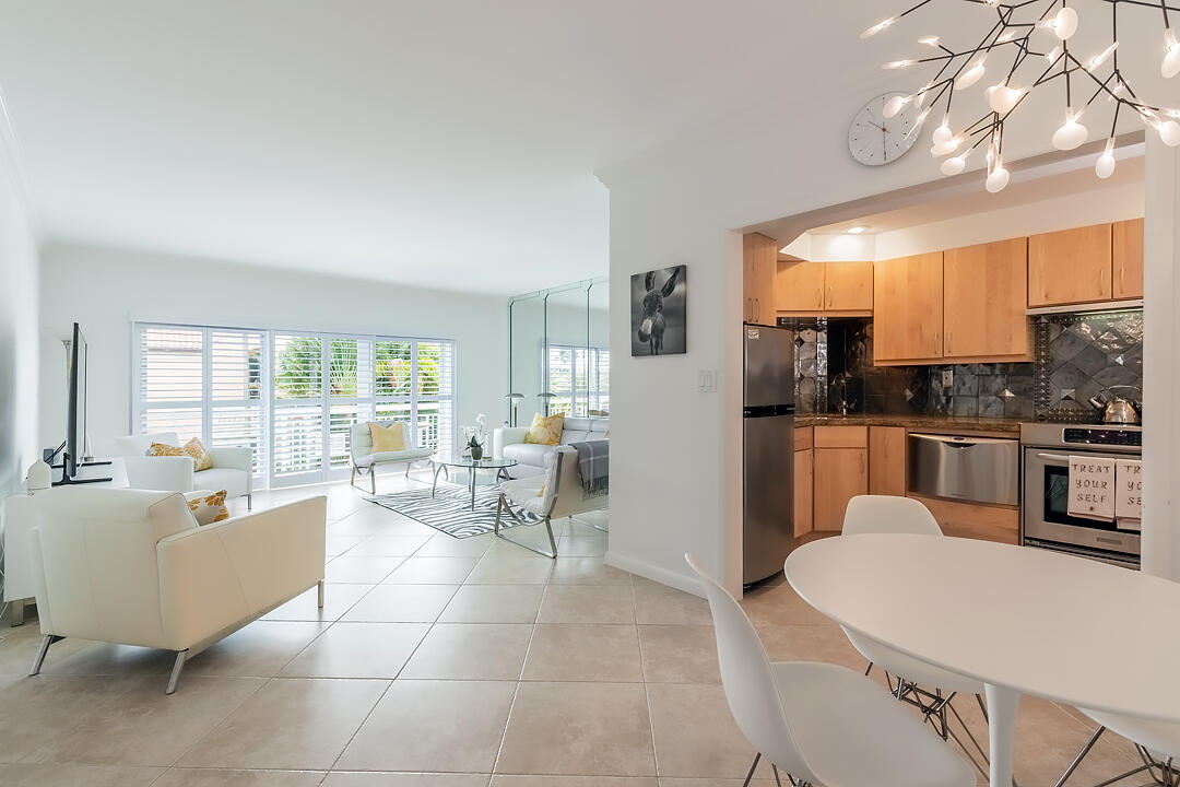 250 Bradley Place 301