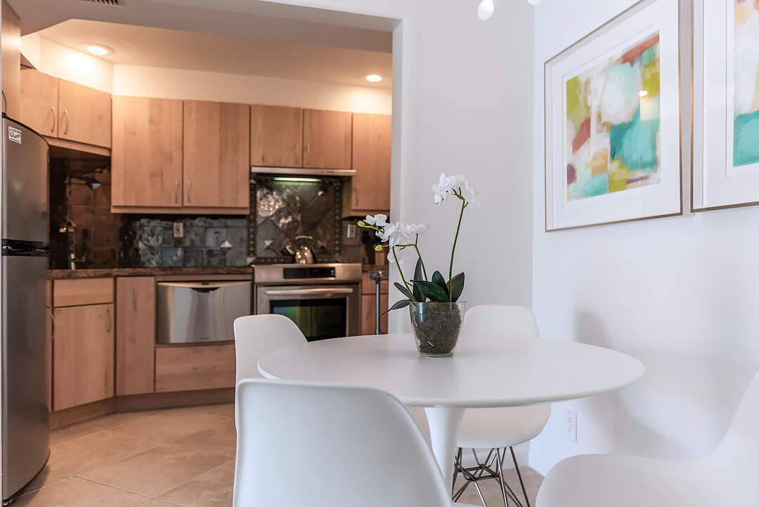 250 Bradley Place 301