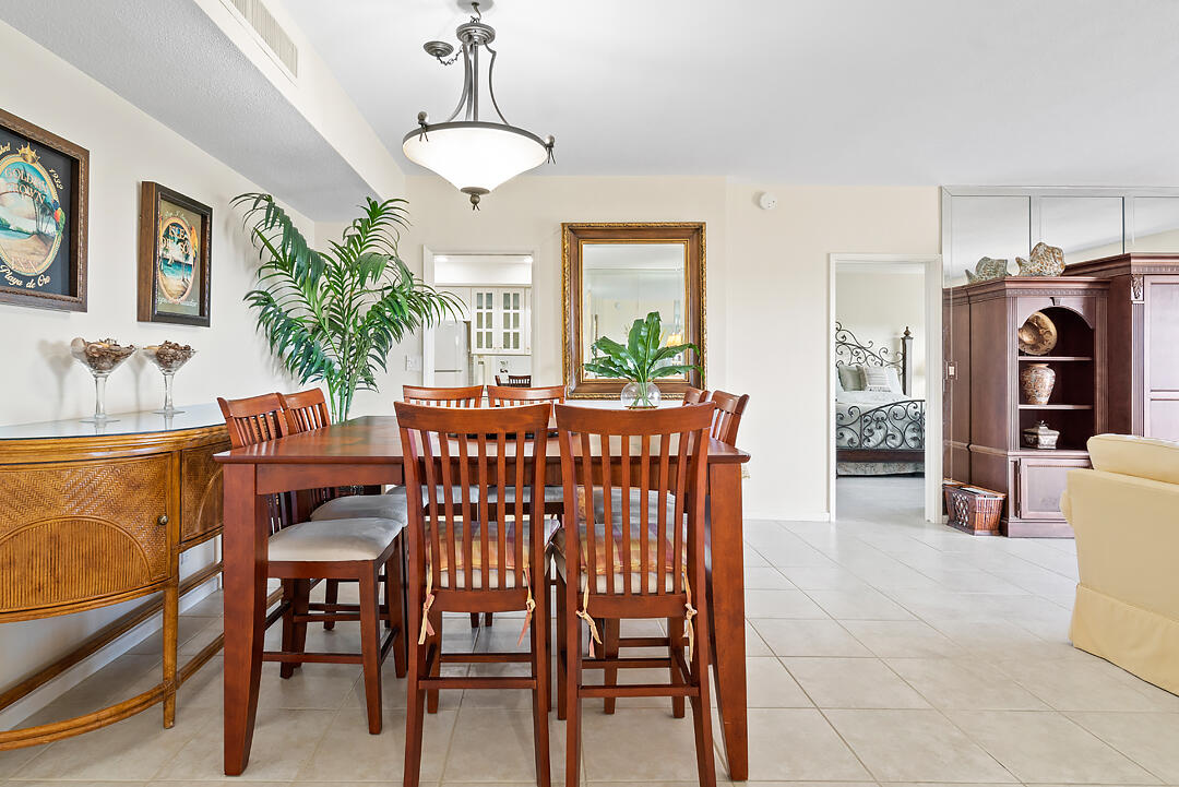 250 Bradley Place 706