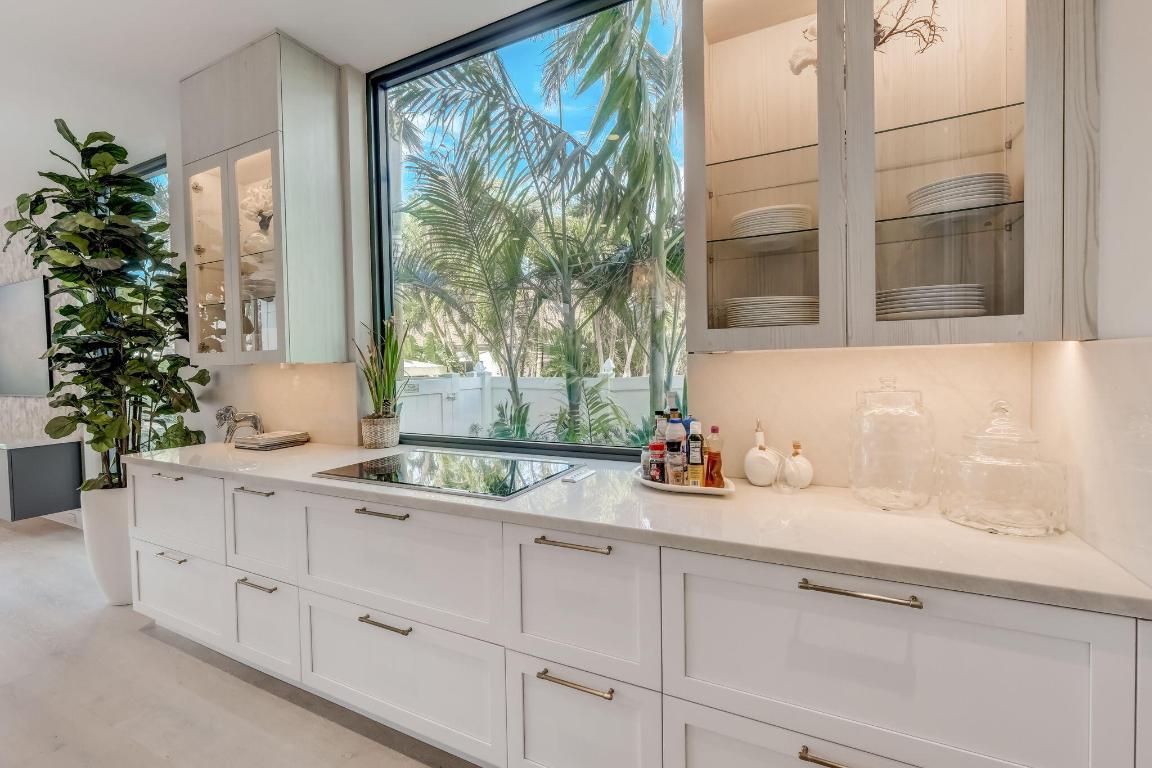 1260 S Ocean Boulevard