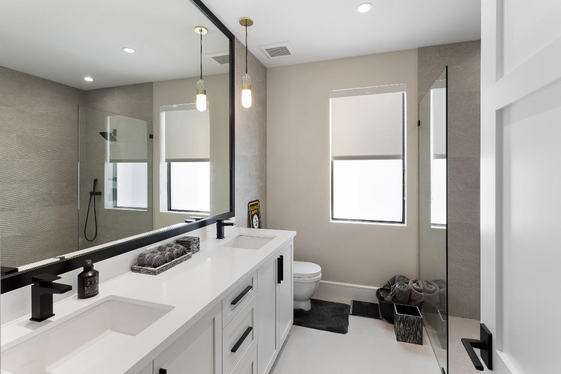 1260 S Ocean Boulevard