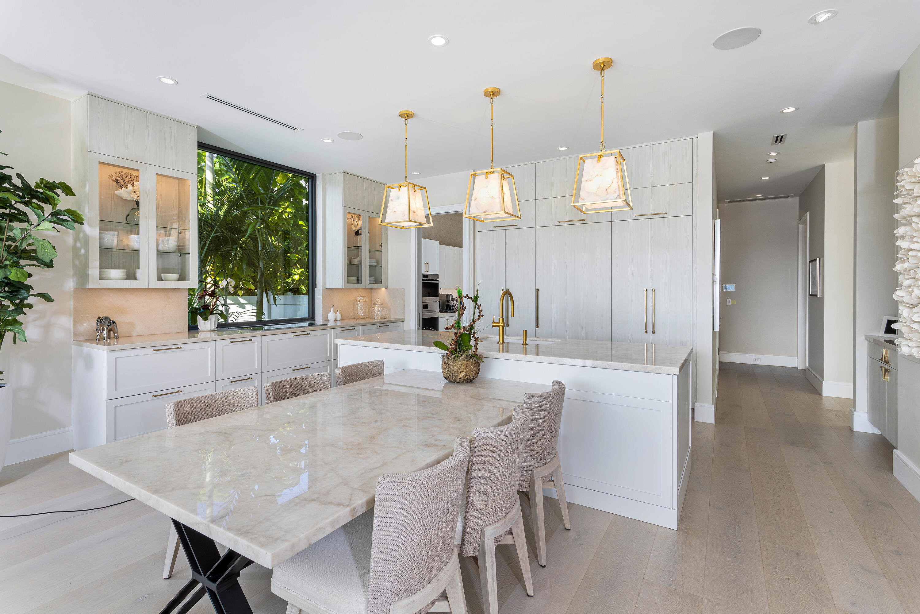 1260 S Ocean Boulevard