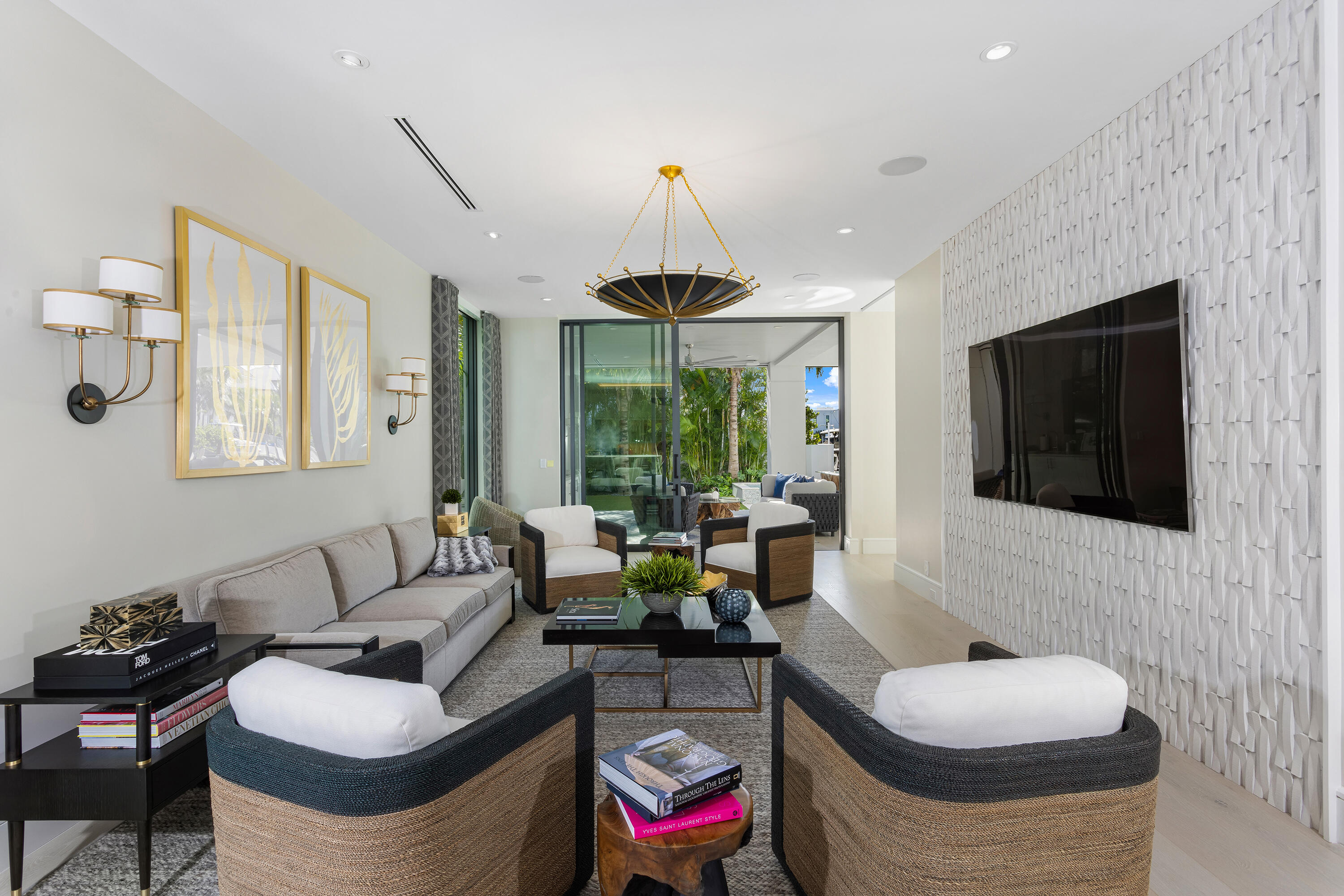 1260 S Ocean Boulevard